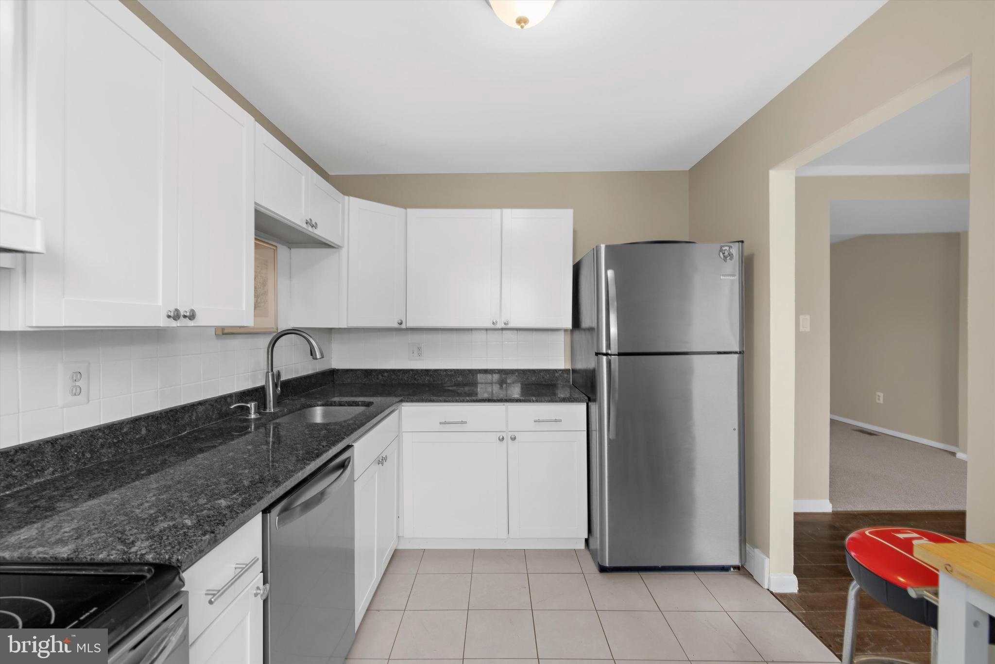 ELIZABETHS LANDING - Residential