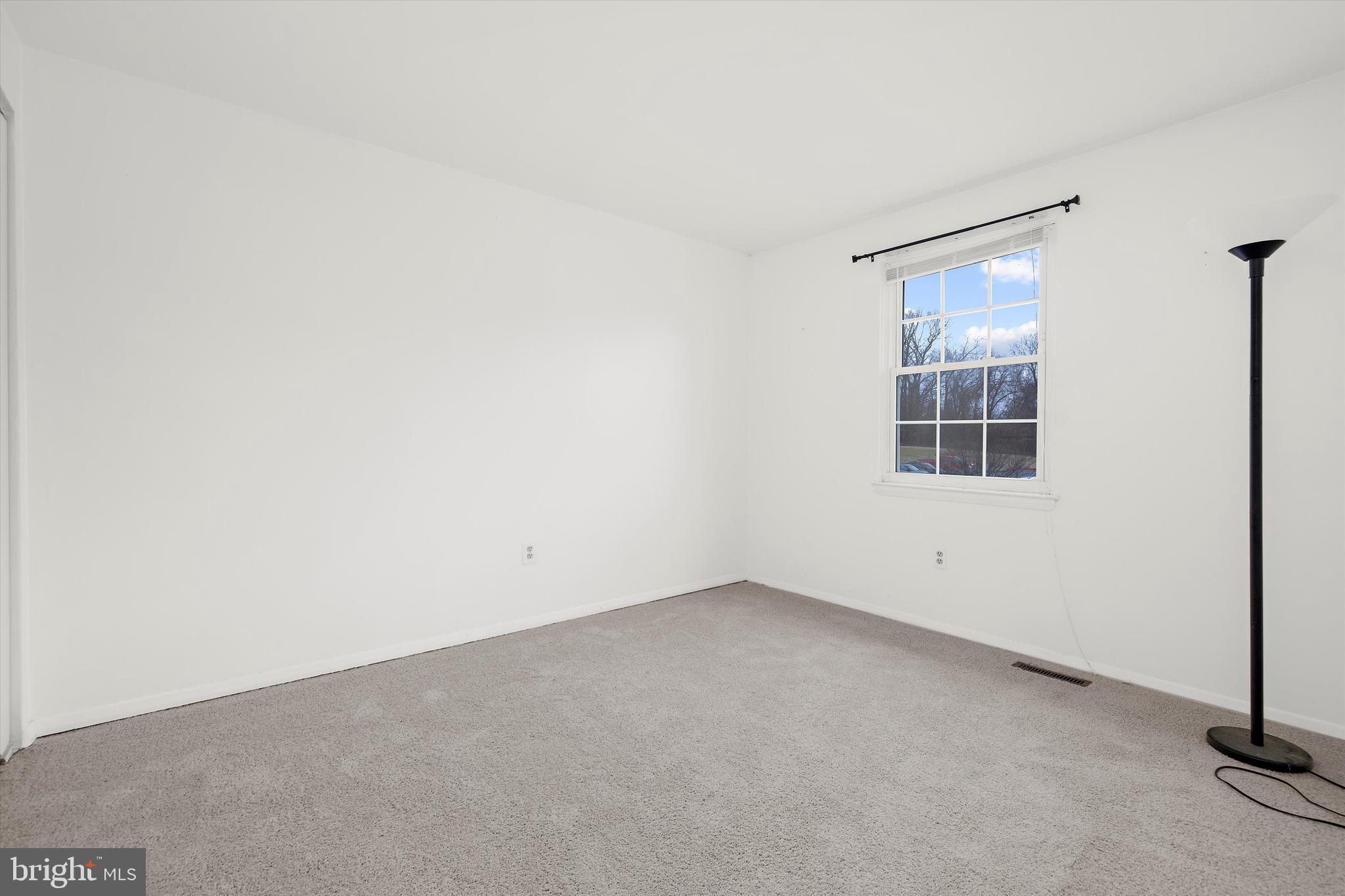 ELIZABETHS LANDING - Residential