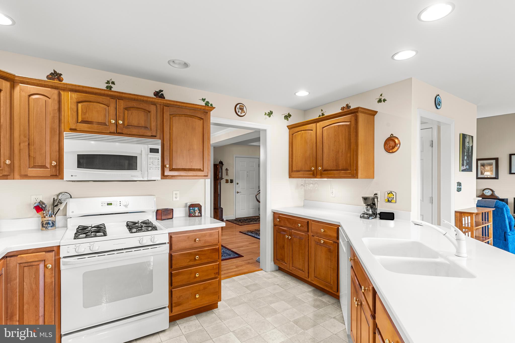 MANCHESTER MEADOWS - Residential