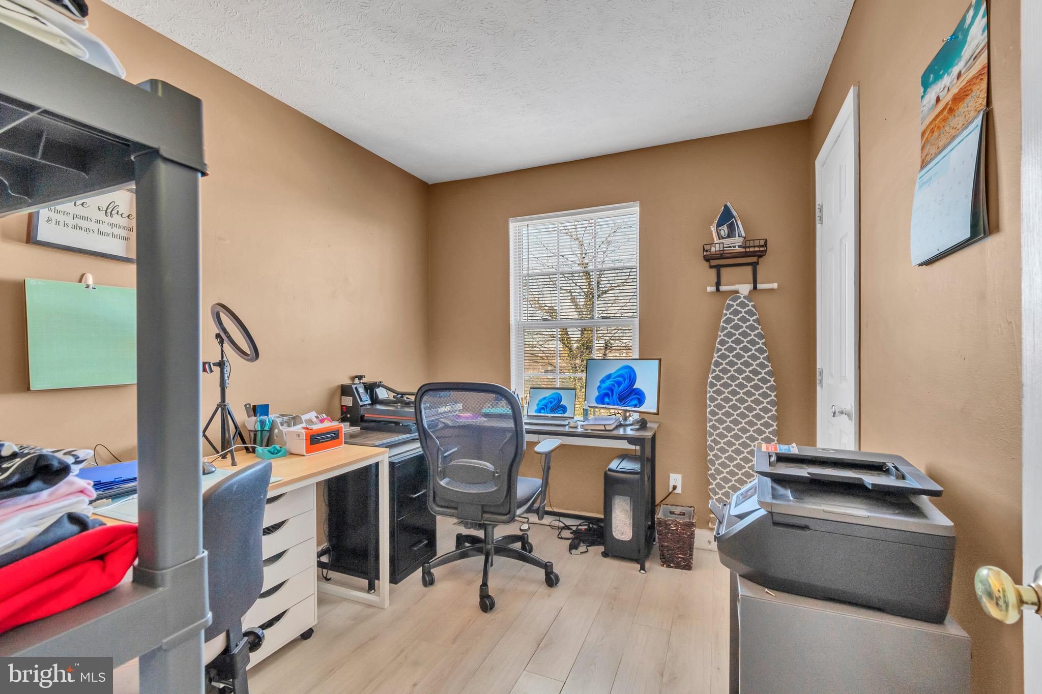 BLUEGRASS HEIGHTS - Residential