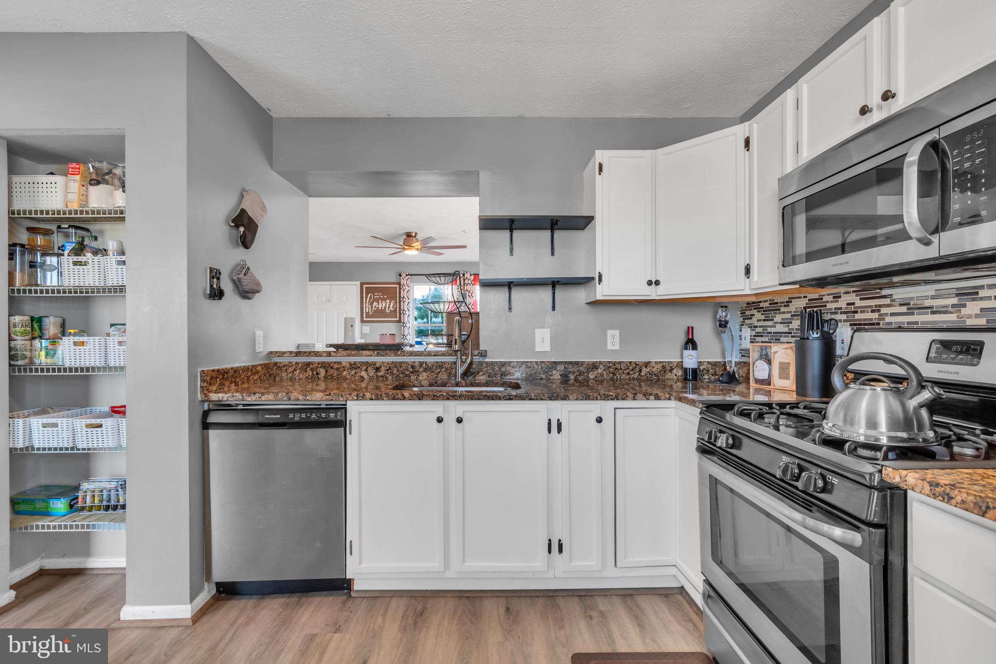 BLUEGRASS HEIGHTS - Residential