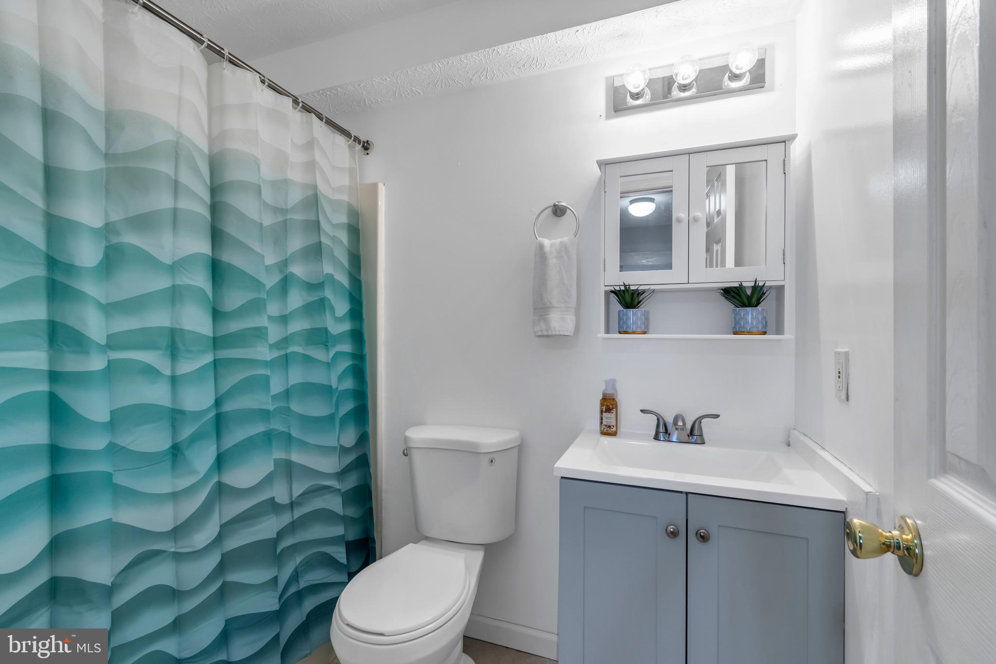 BLUEGRASS HEIGHTS - Residential