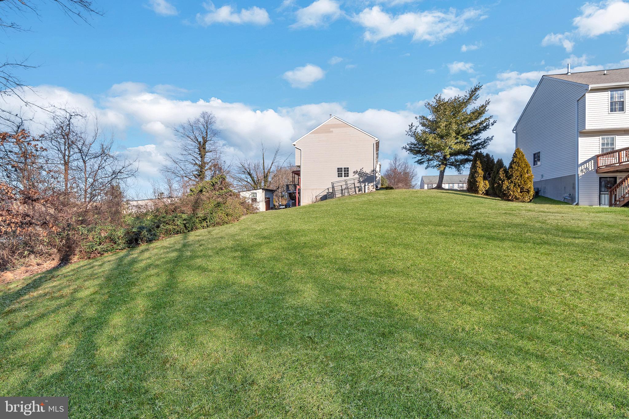 BLUEGRASS HEIGHTS - Residential