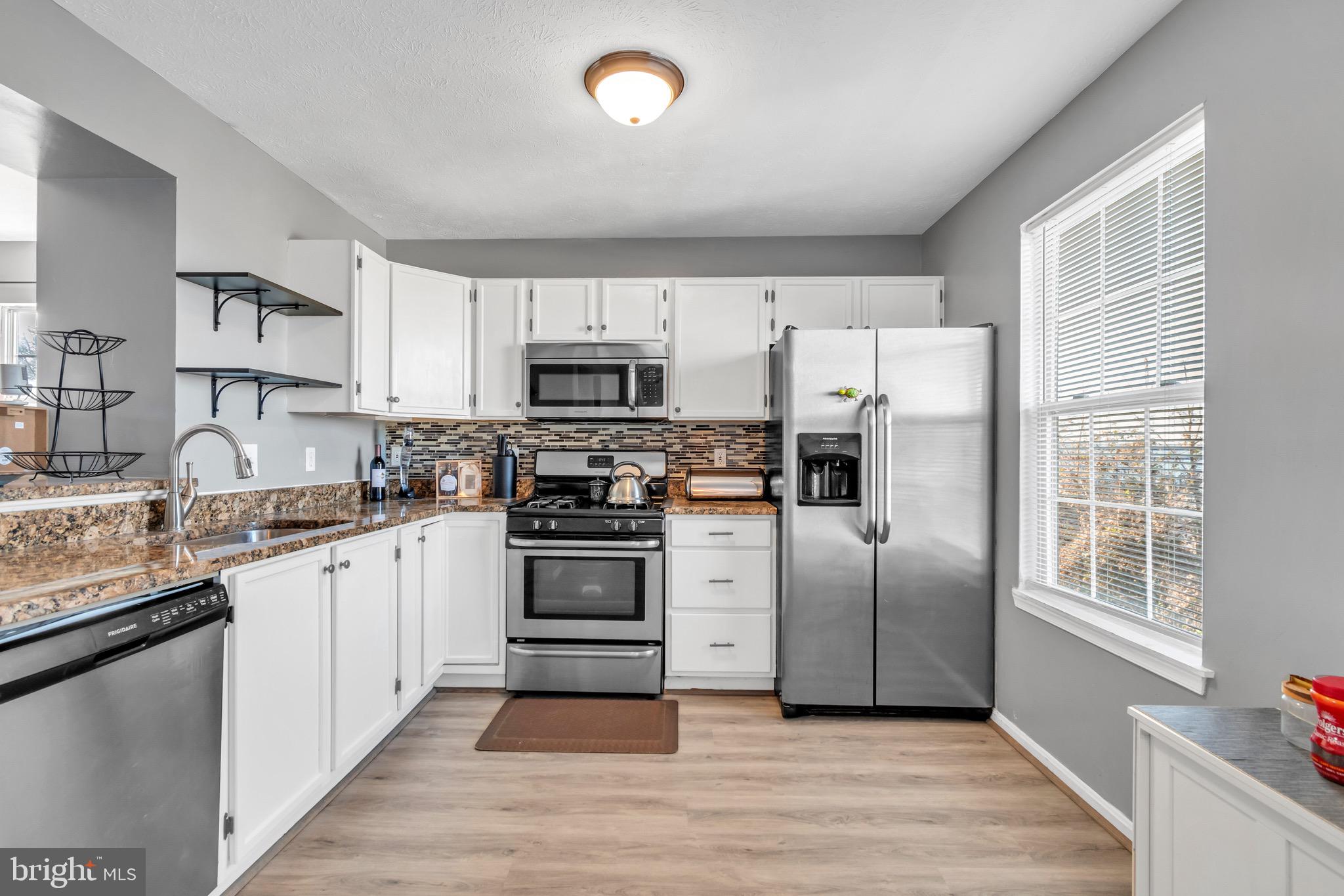 BLUEGRASS HEIGHTS - Residential