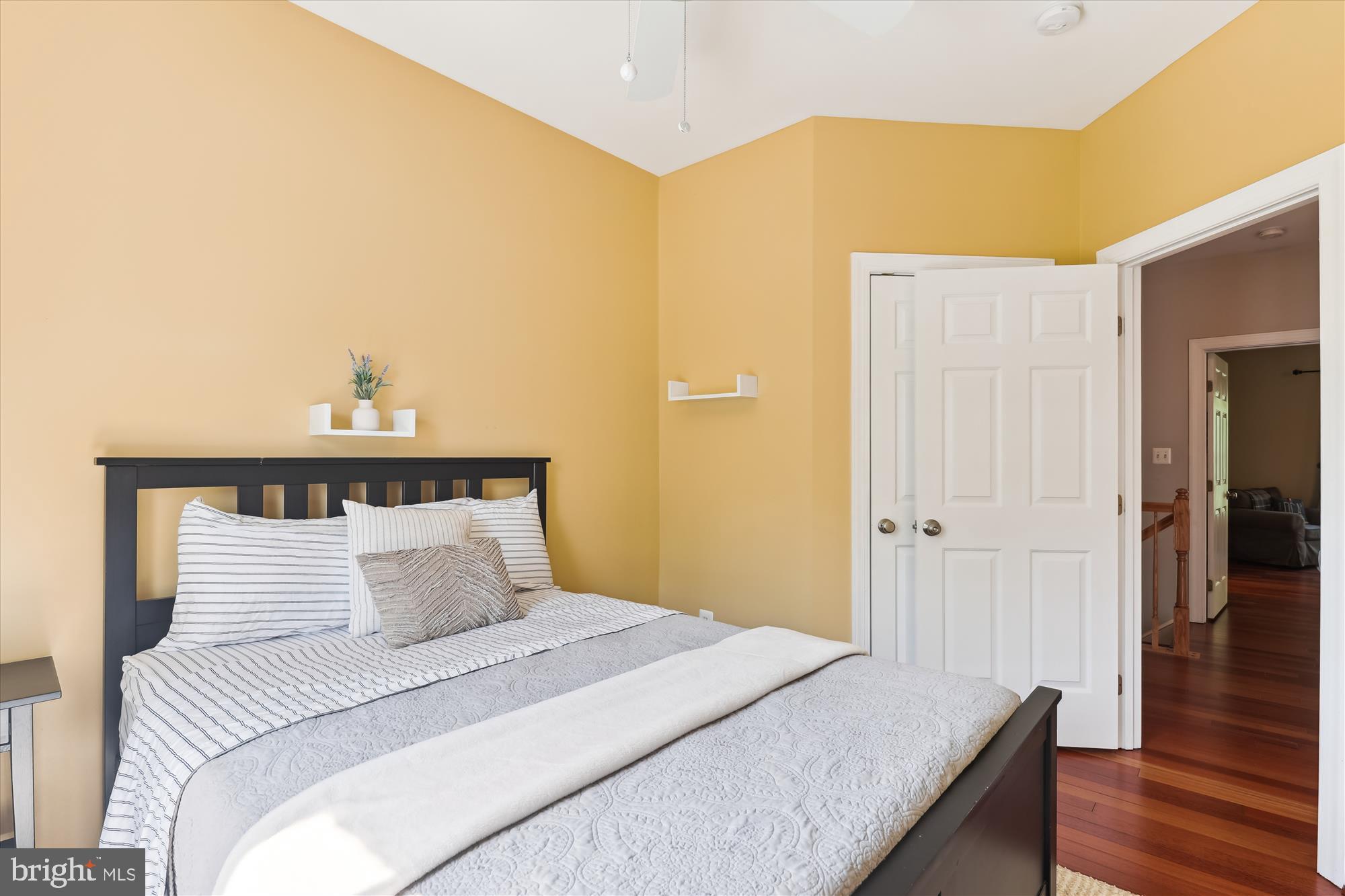 JAPONICA - Residential