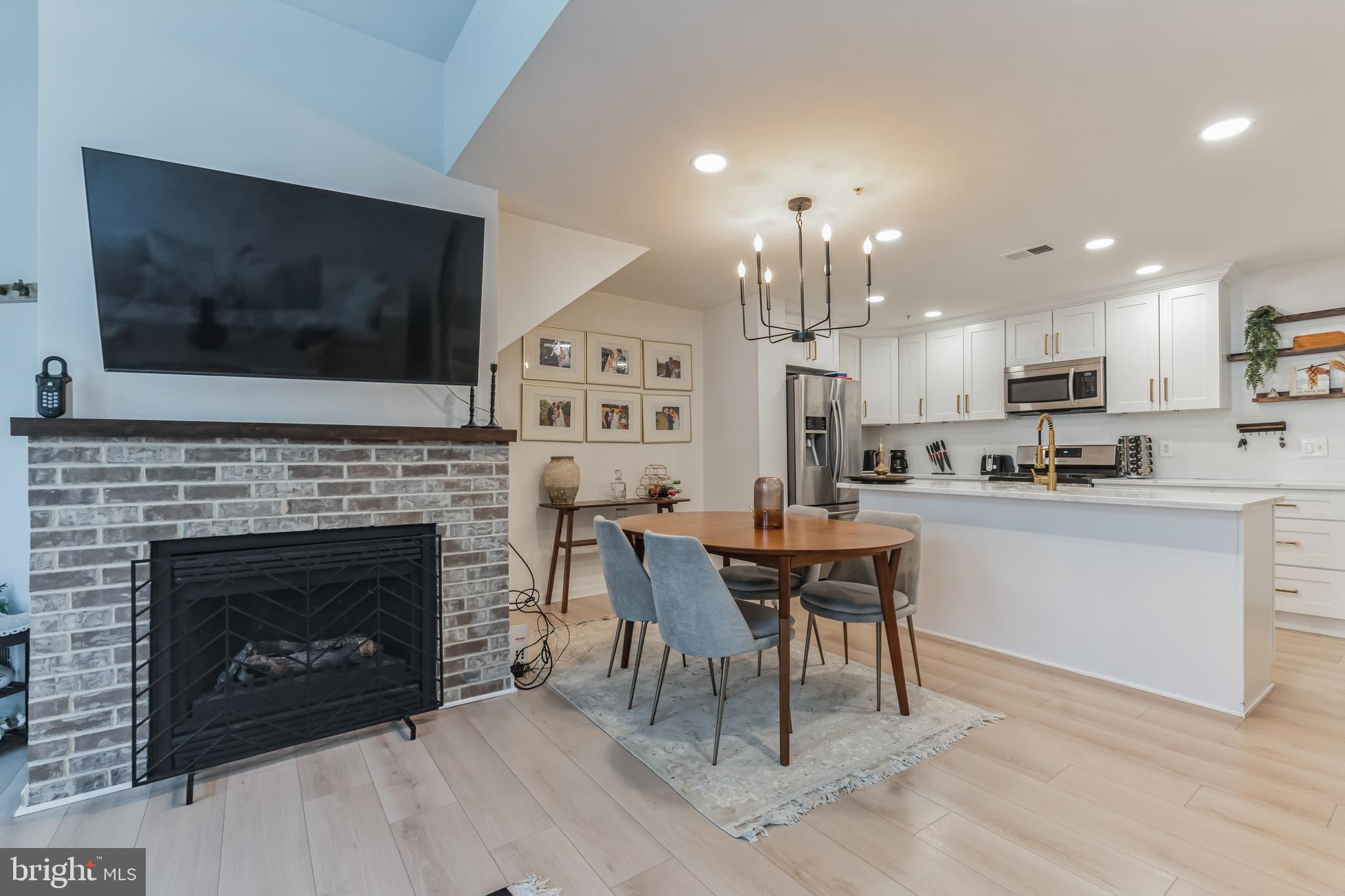 EAST MARKET AT FAIR LAKE - Residential