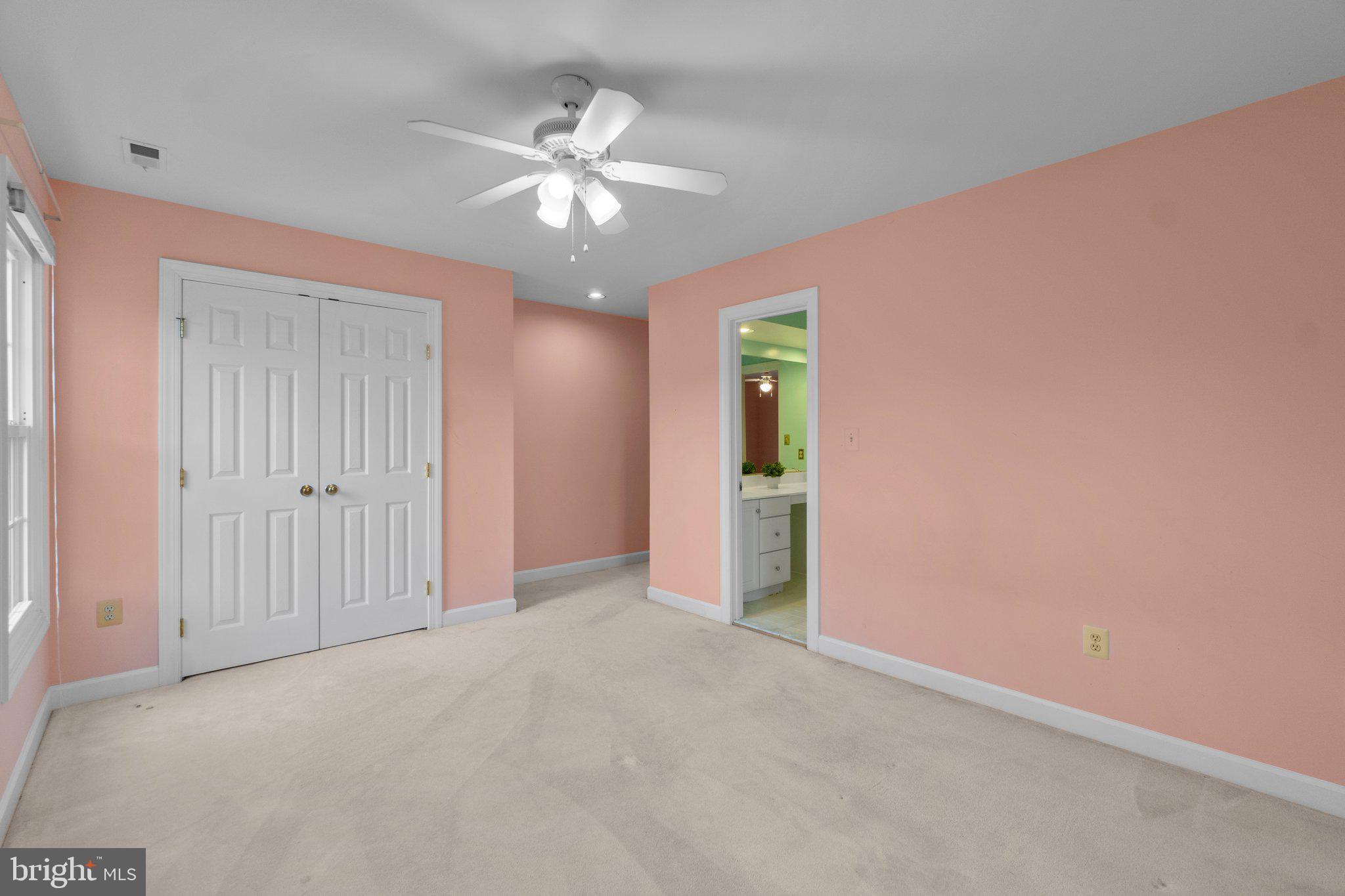 VALLEY GATE - Residential