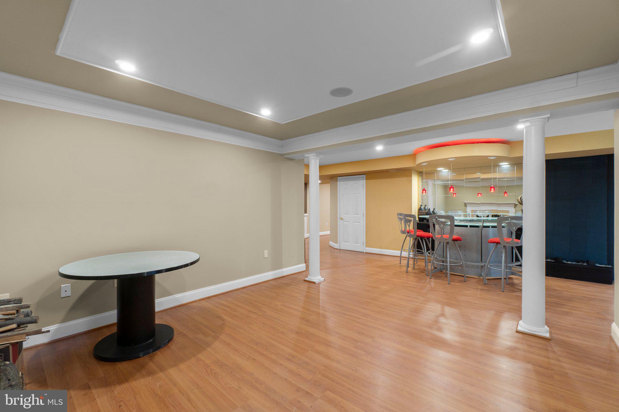 VALLEY GATE - Residential