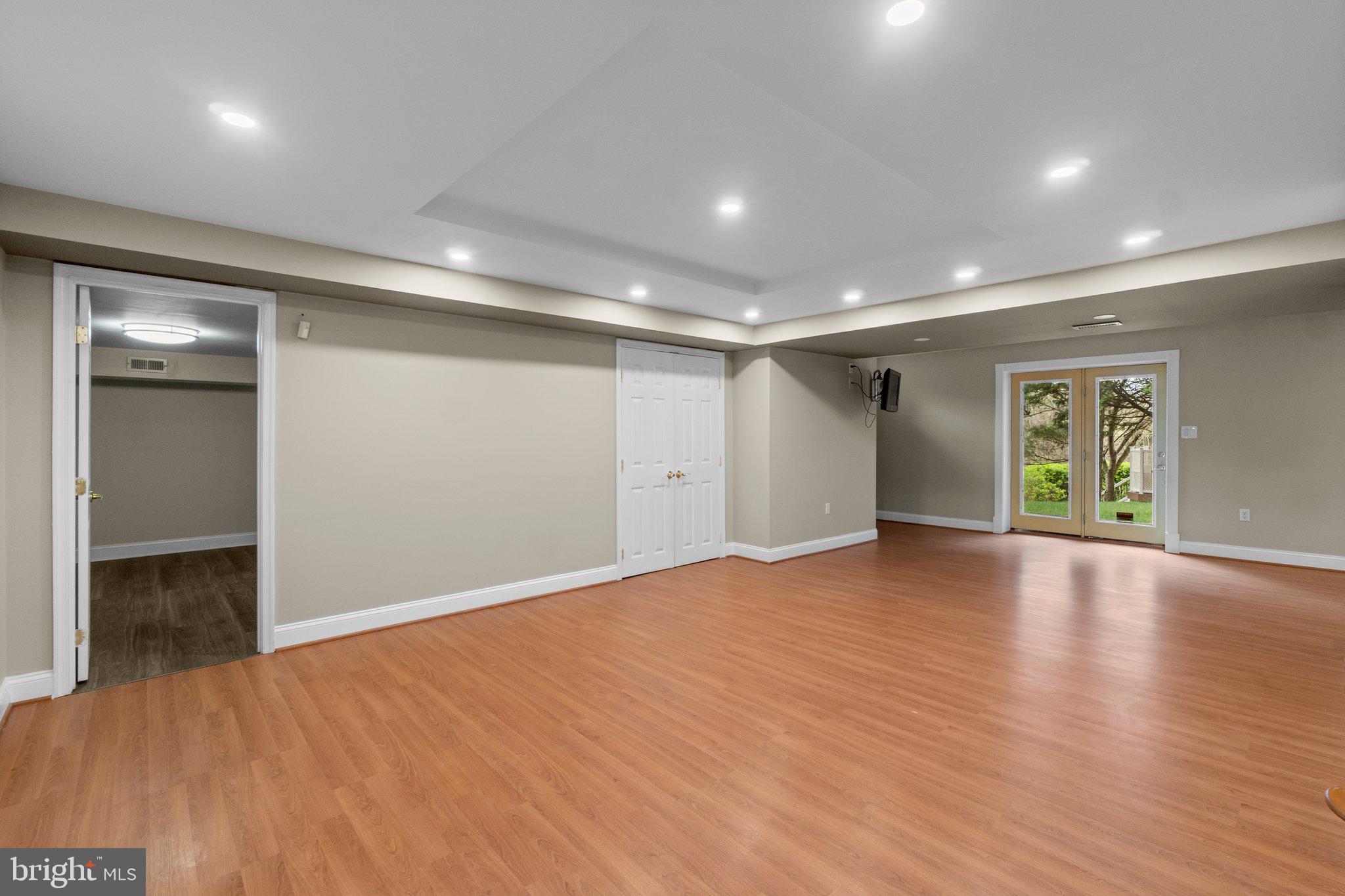 VALLEY GATE - Residential