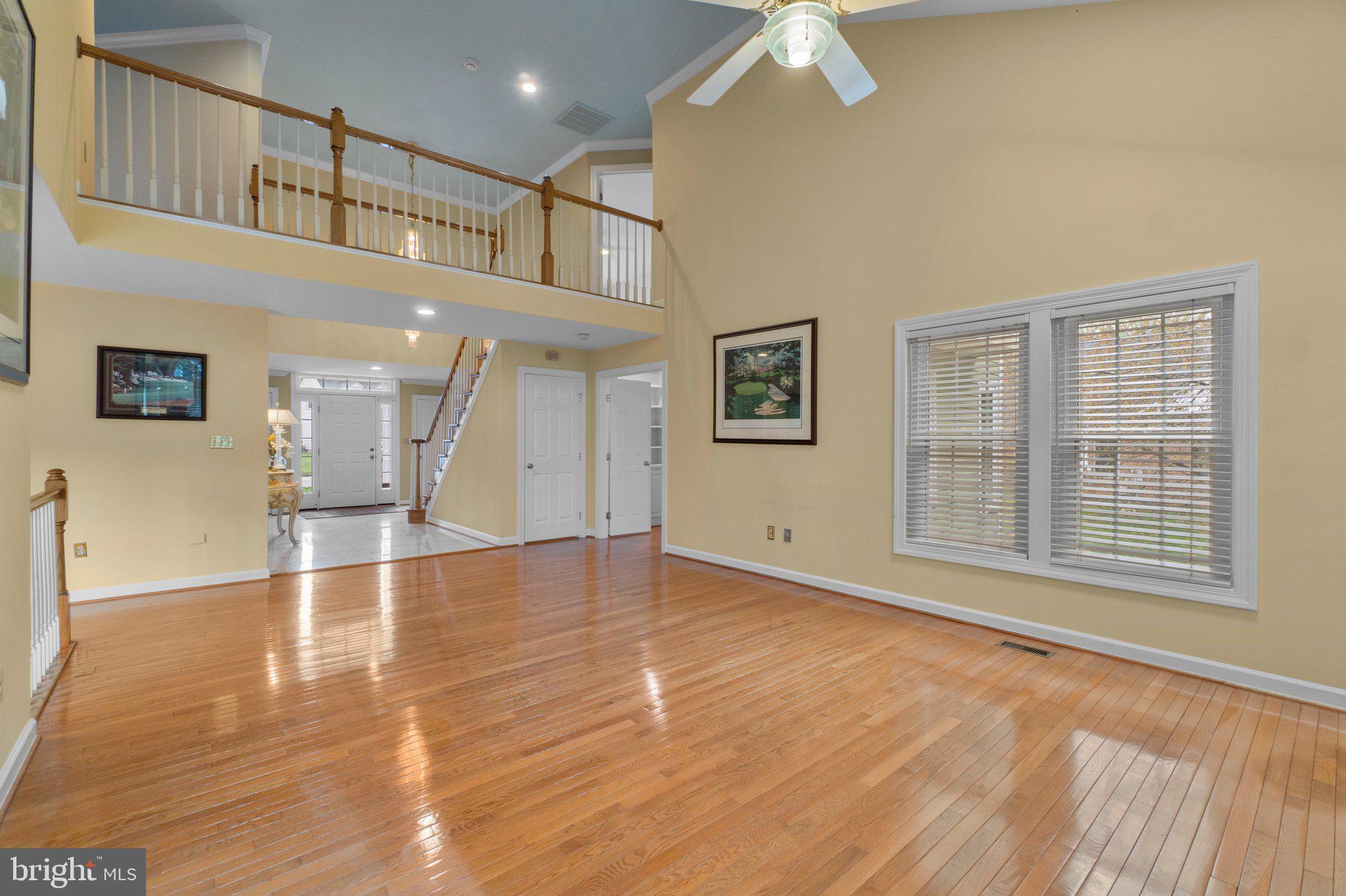 VALLEY GATE - Residential