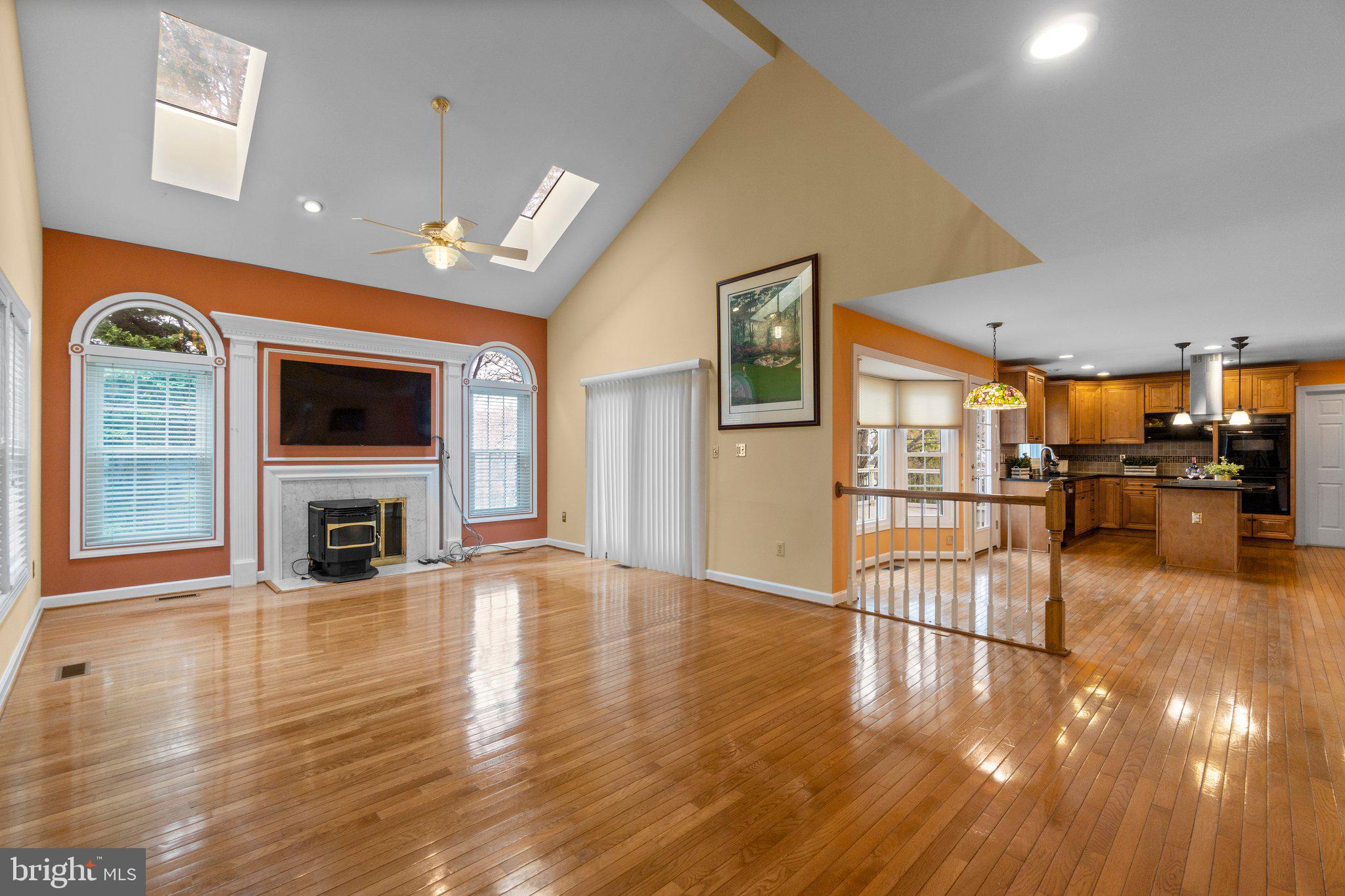 VALLEY GATE - Residential