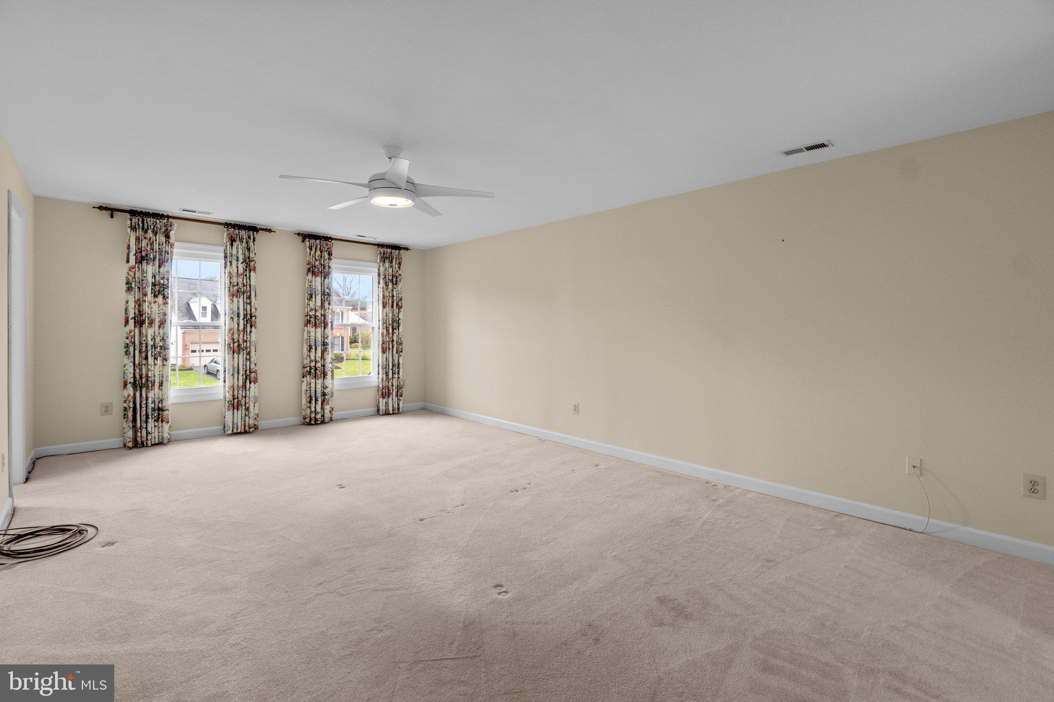 VALLEY GATE - Residential