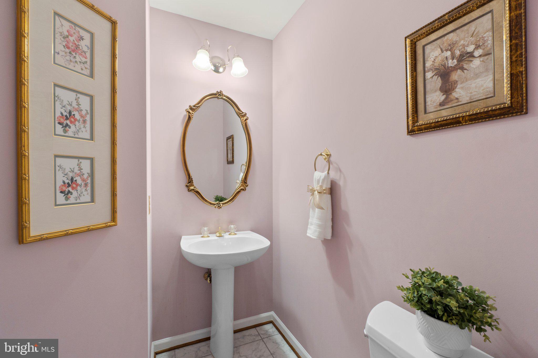 VALLEY GATE - Residential