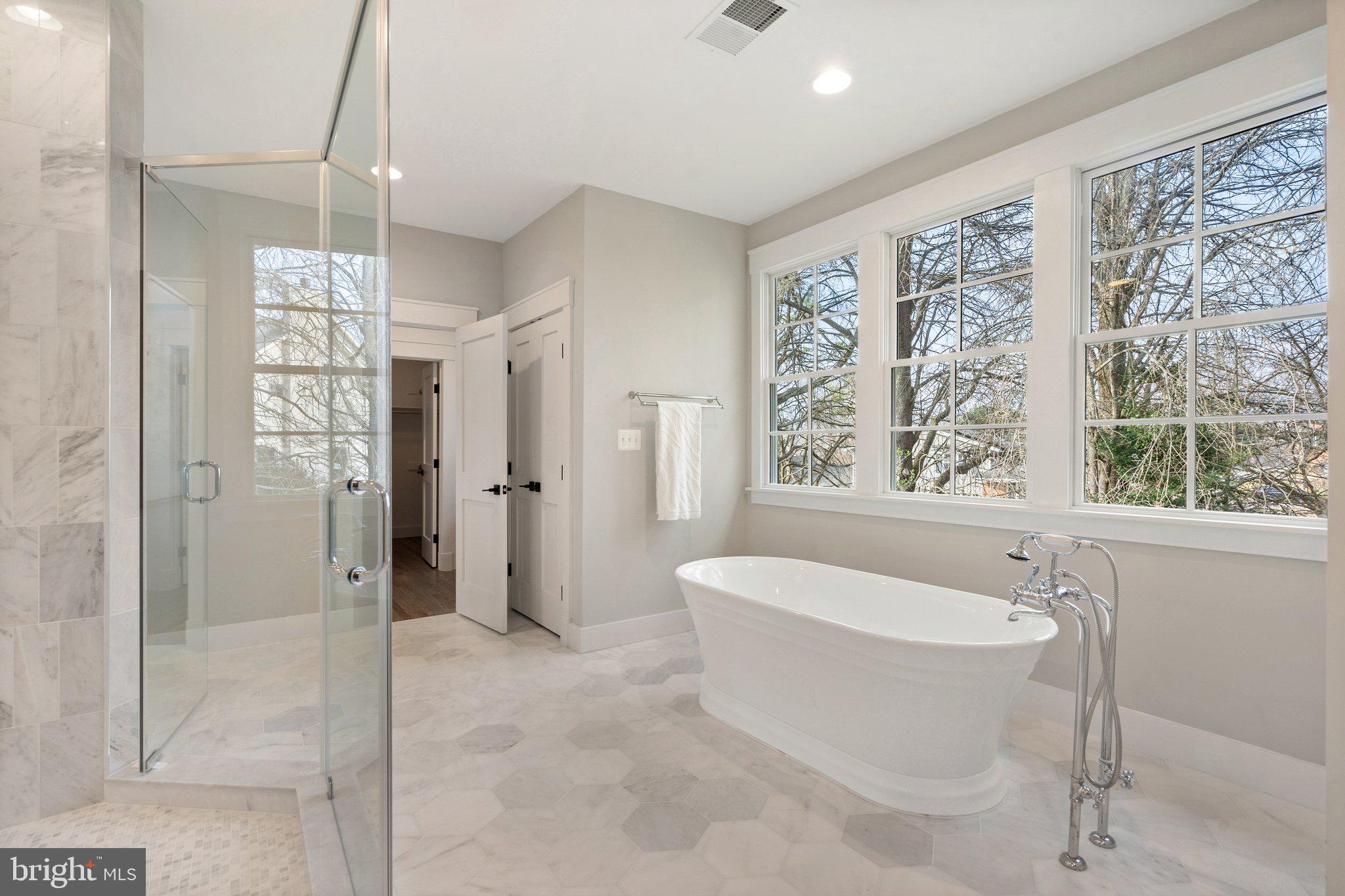 RUCKERS LANGLEY - Residential