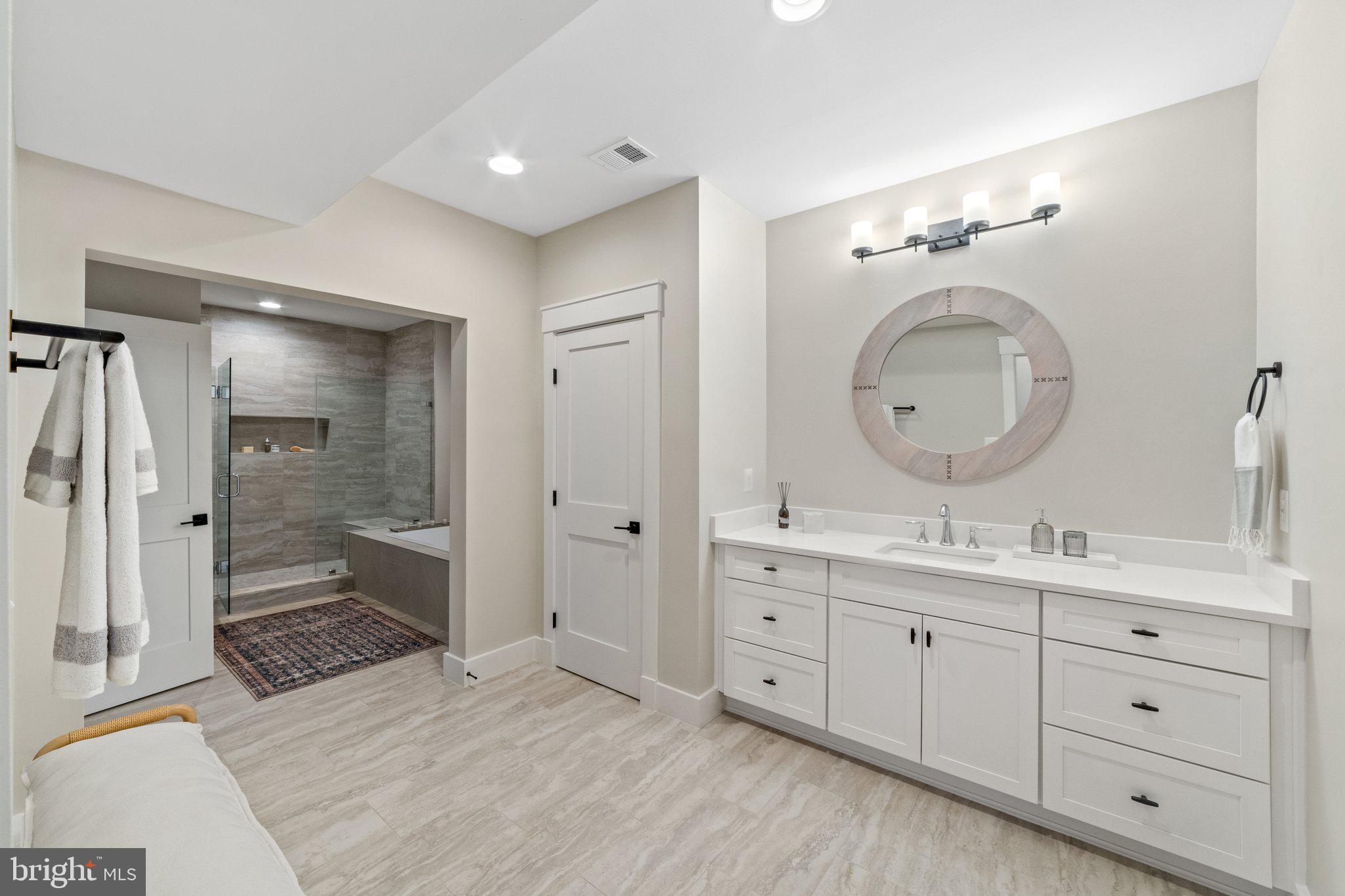 RUCKERS LANGLEY - Residential