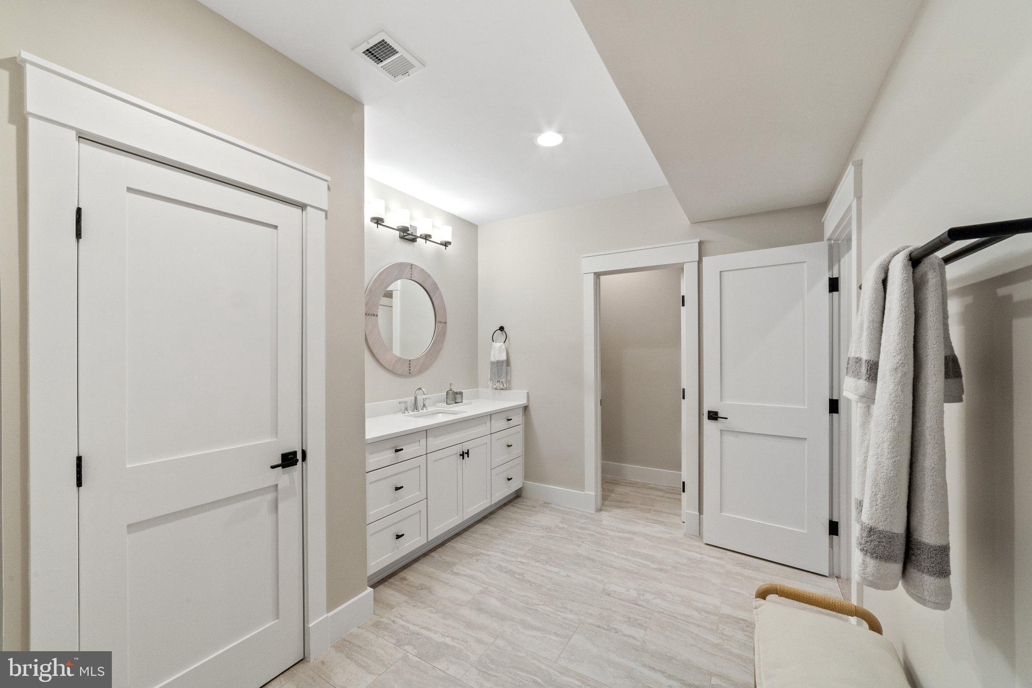 RUCKERS LANGLEY - Residential