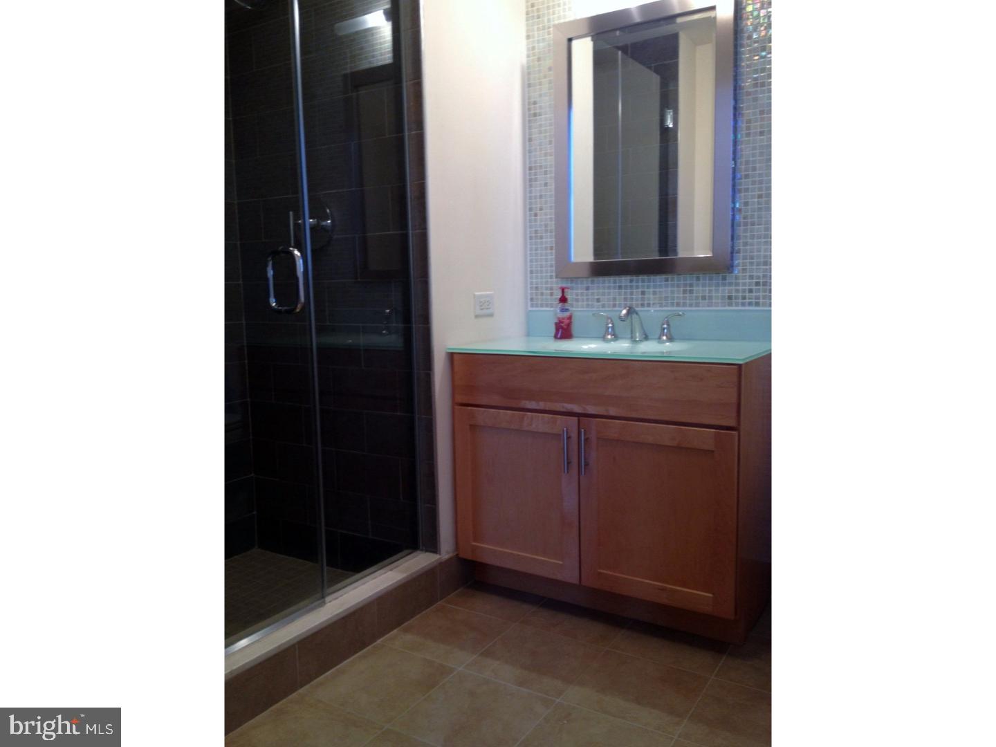 CENTER CITY - Residential Lease