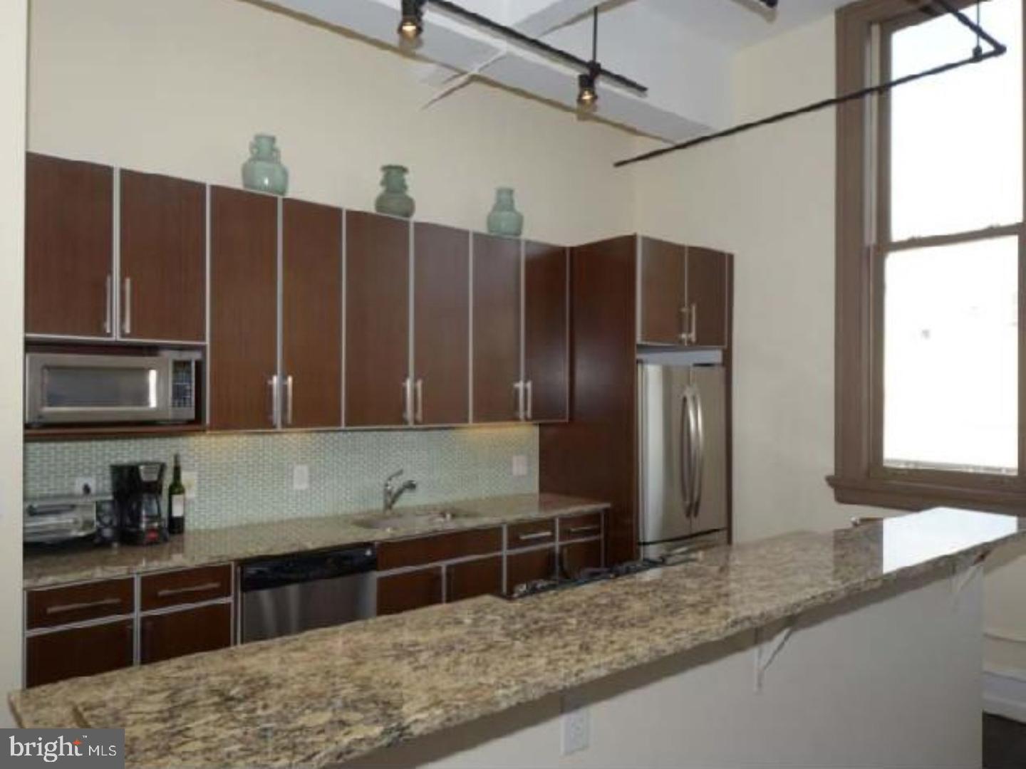 CENTER CITY - Residential Lease