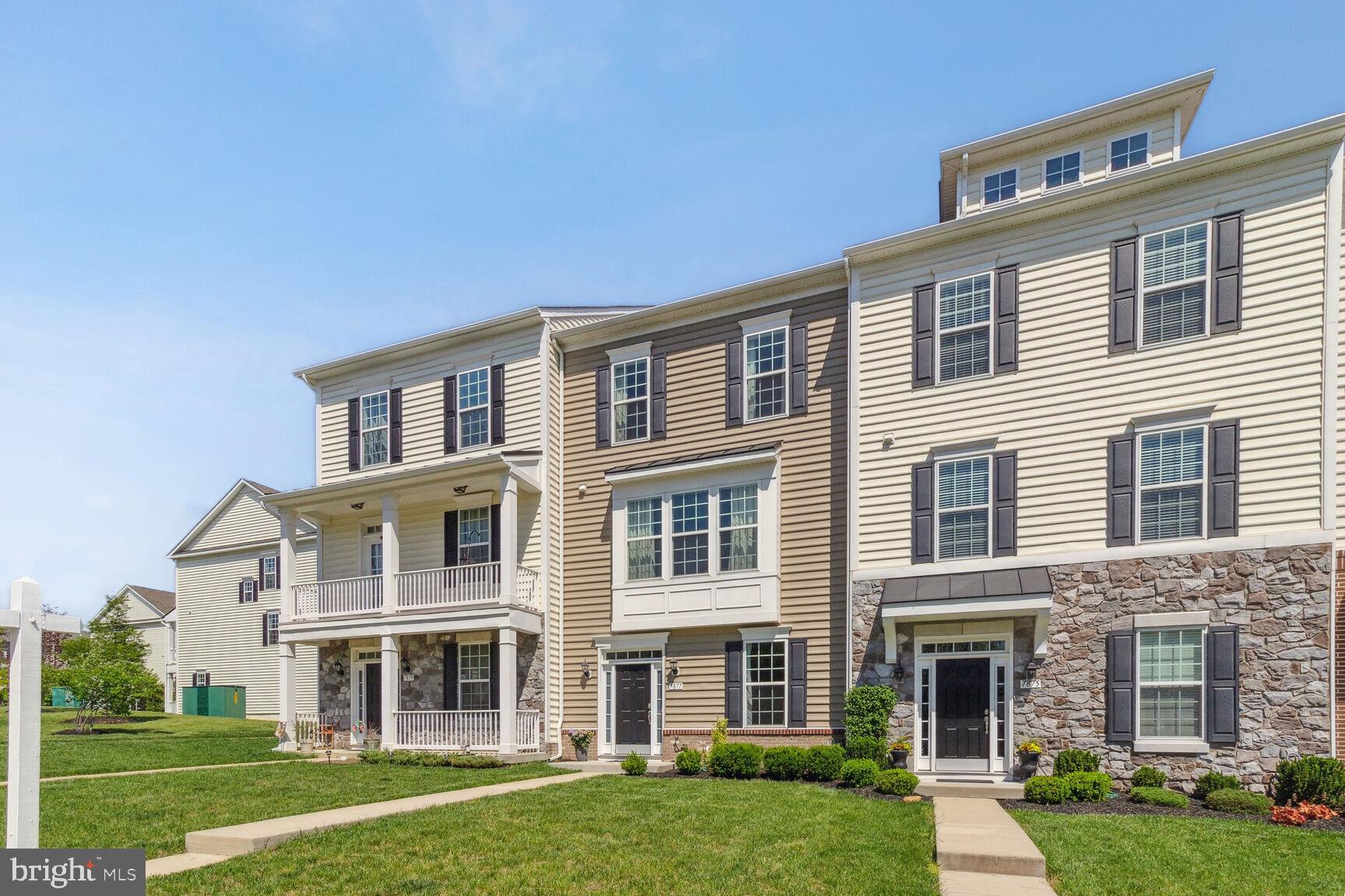 MARKET SQUARE - Residential