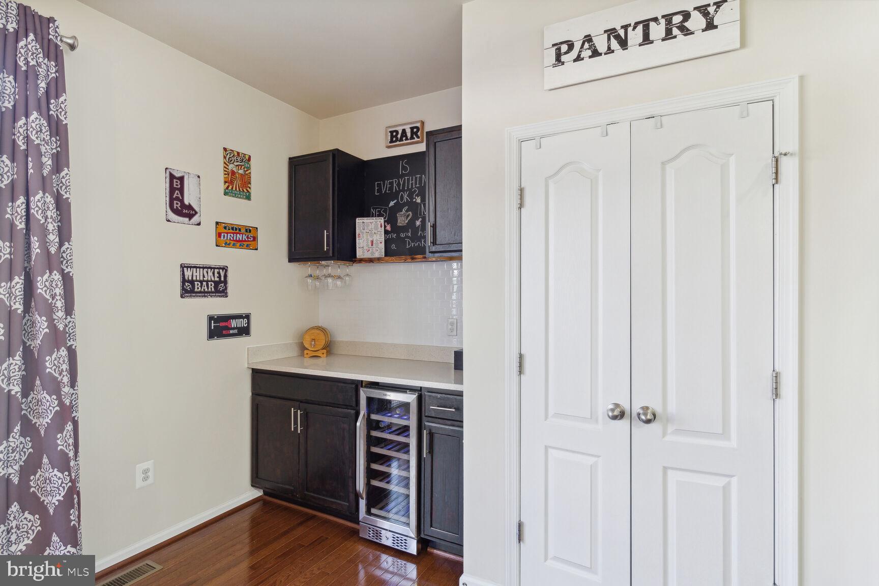 MARKET SQUARE - Residential