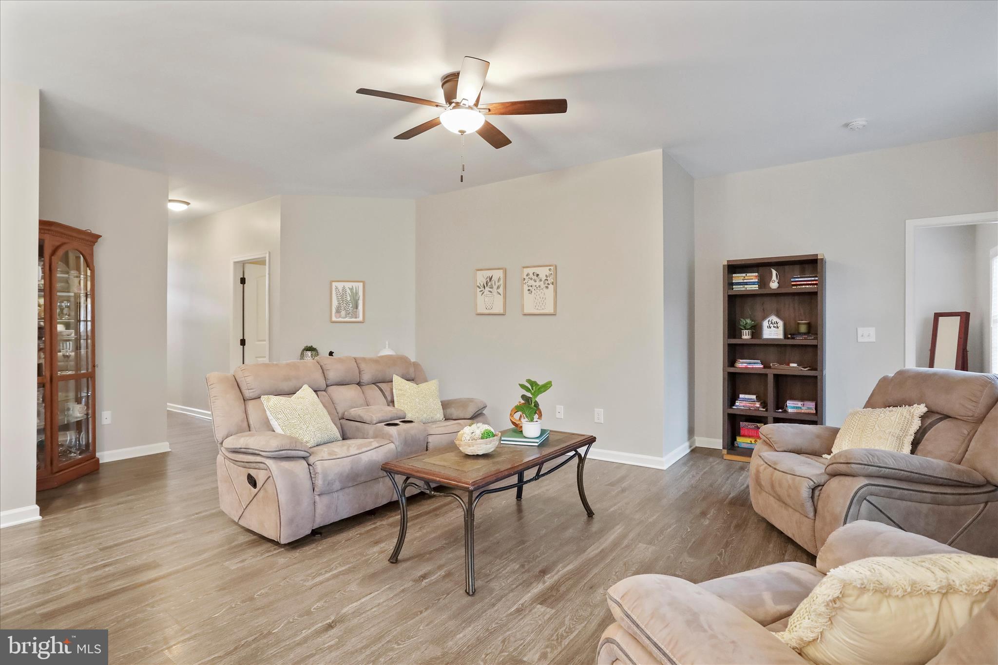 ASHLAND VILLAGE - Residential