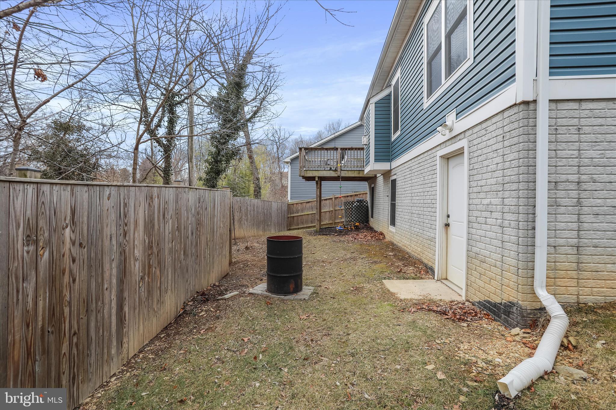 ASHLAND VILLAGE - Residential