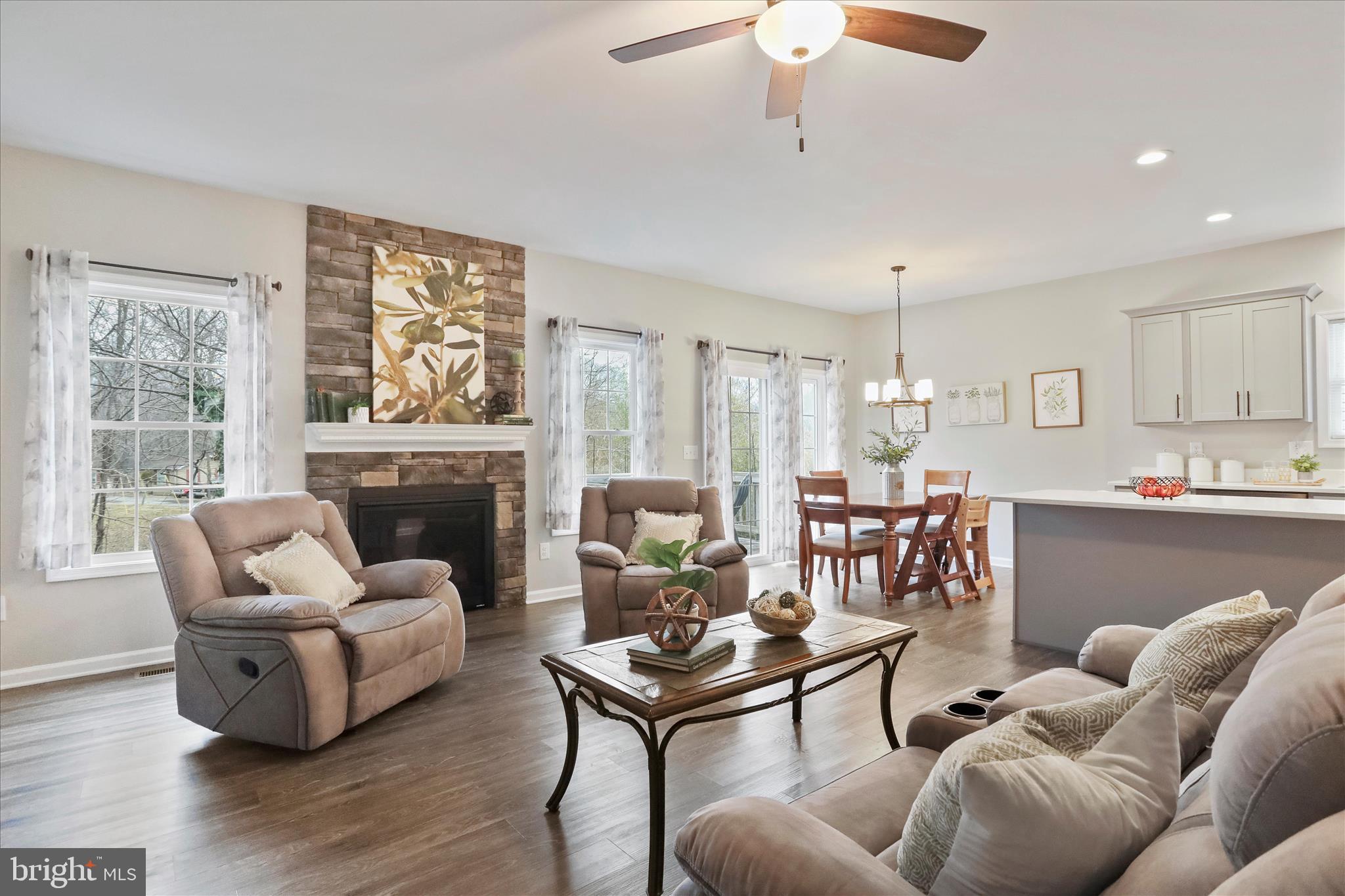 ASHLAND VILLAGE - Residential