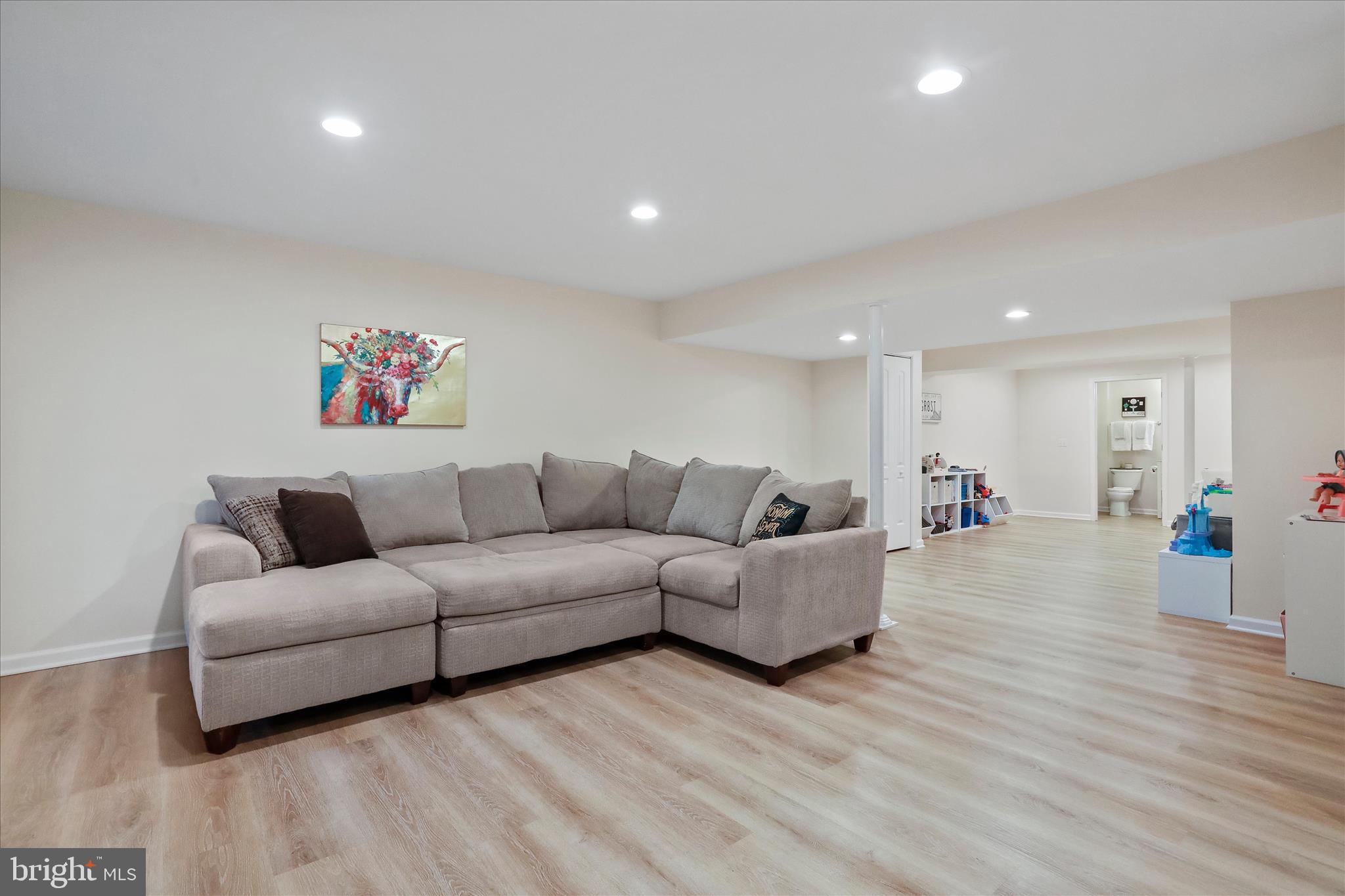 ASHLAND VILLAGE - Residential