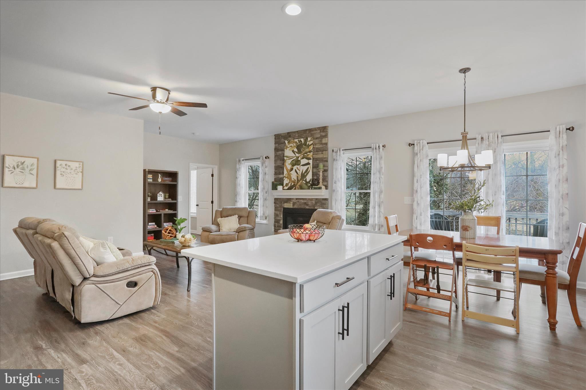 ASHLAND VILLAGE - Residential