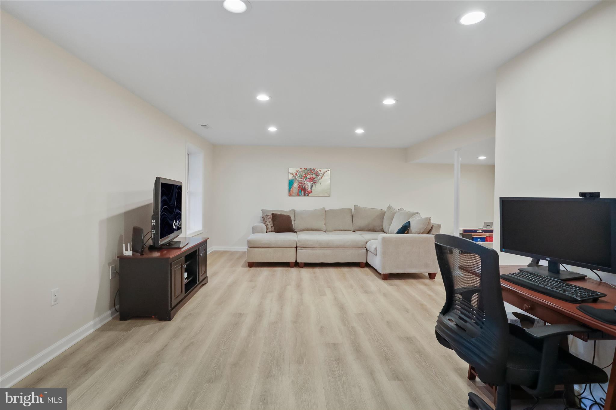 ASHLAND VILLAGE - Residential