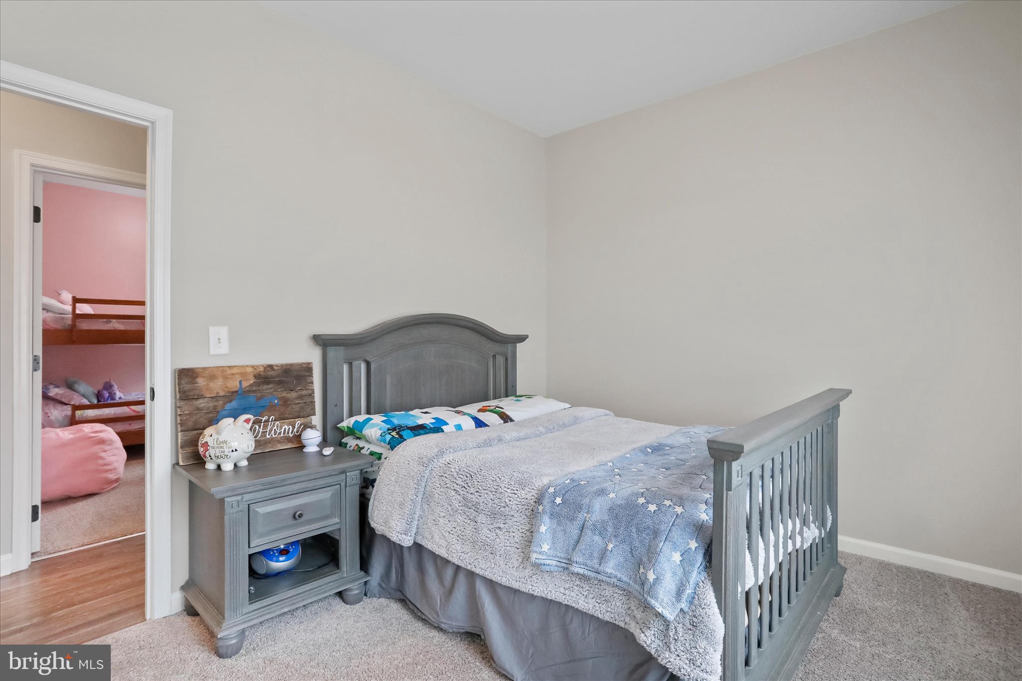 ASHLAND VILLAGE - Residential