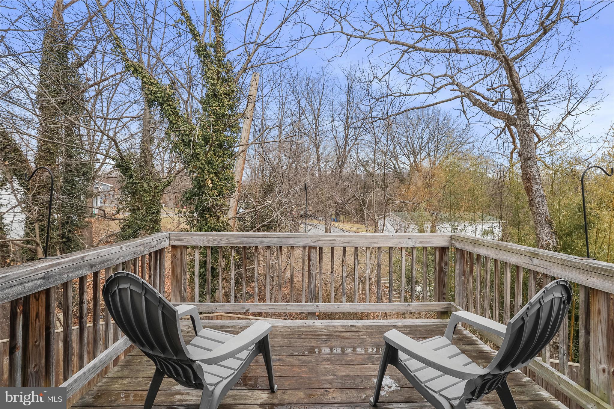 ASHLAND VILLAGE - Residential