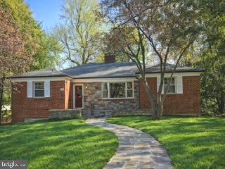 WOODSIDE PARK - Residential