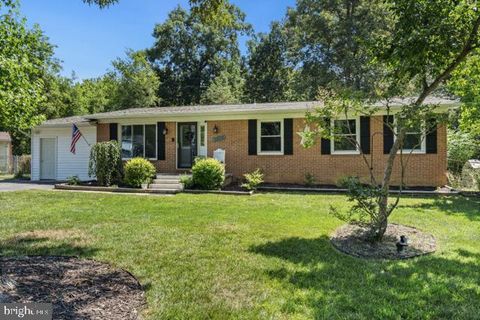 Homes For Sale - 22618 Joan Drive<br/> CALIFORNIA, MD 20619