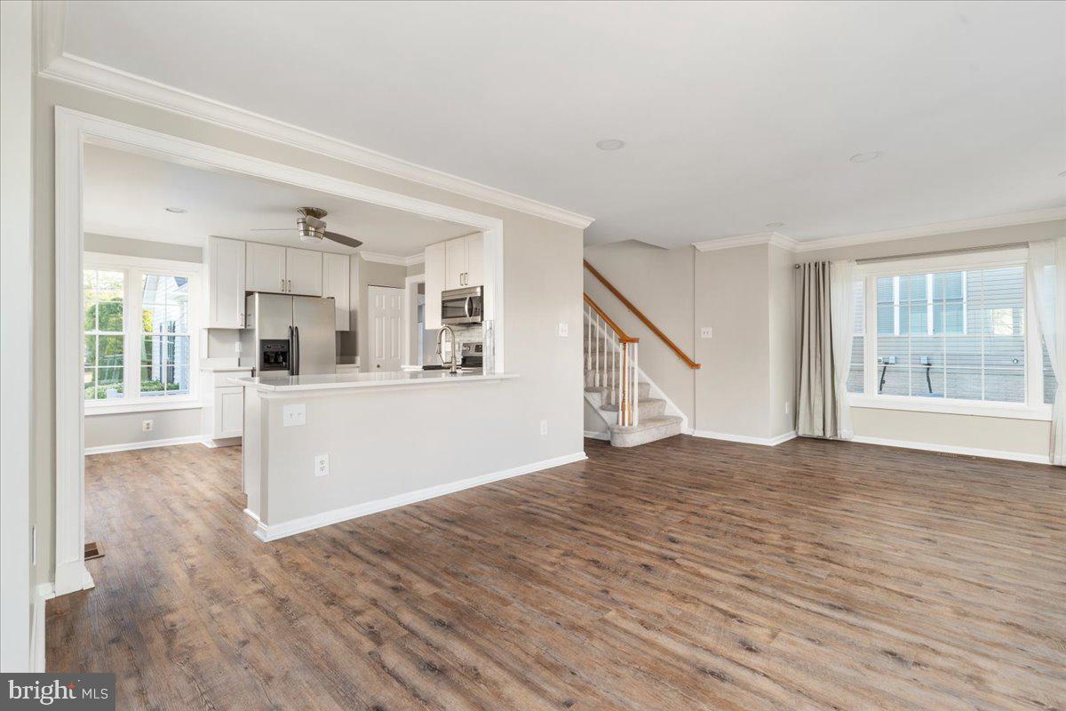 6450 SECOND STREET