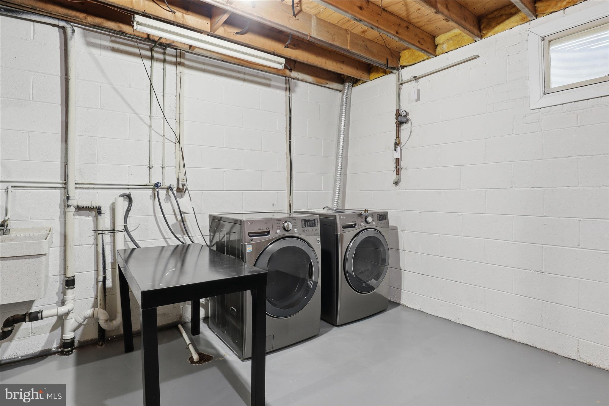 STONEHURST - Residential