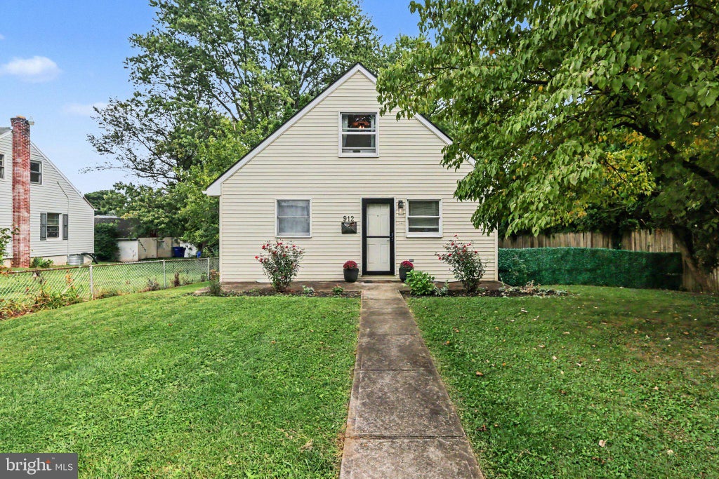 Photo of 912 High Street, HARRISBURG, PA 17113 (MLS # PADA2064328)