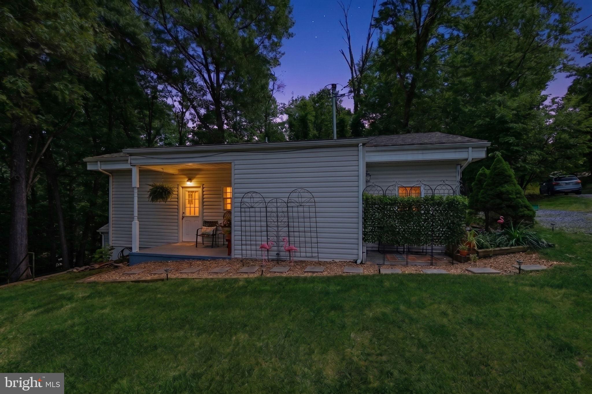 350 EVERGREEN LANE