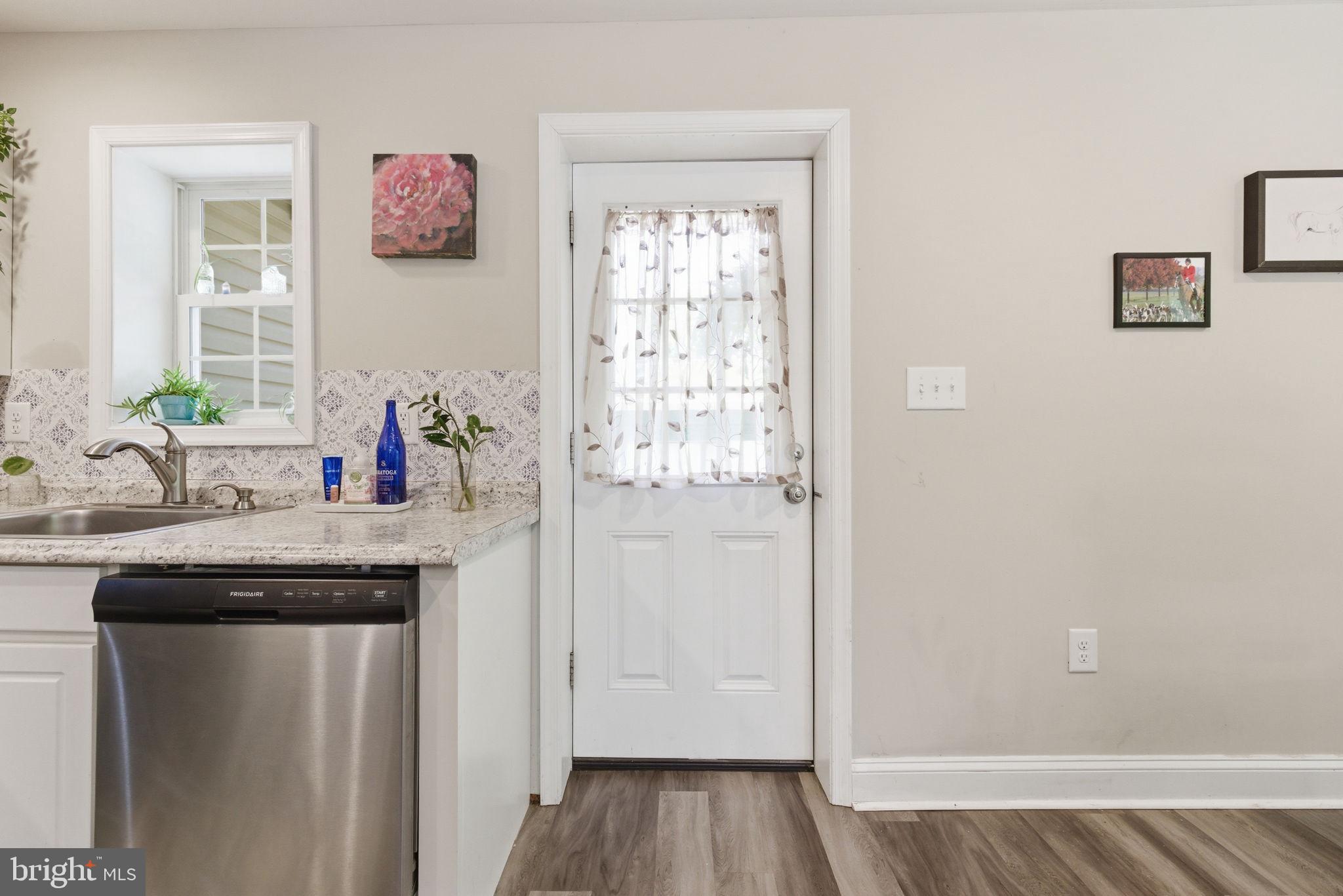 350 EVERGREEN LANE