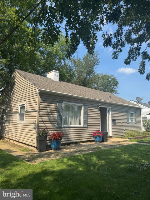 Homes For Rent - 527 Terrace Drive<br/> Cumberland County, NEW CUMBERLAND, PA 17070