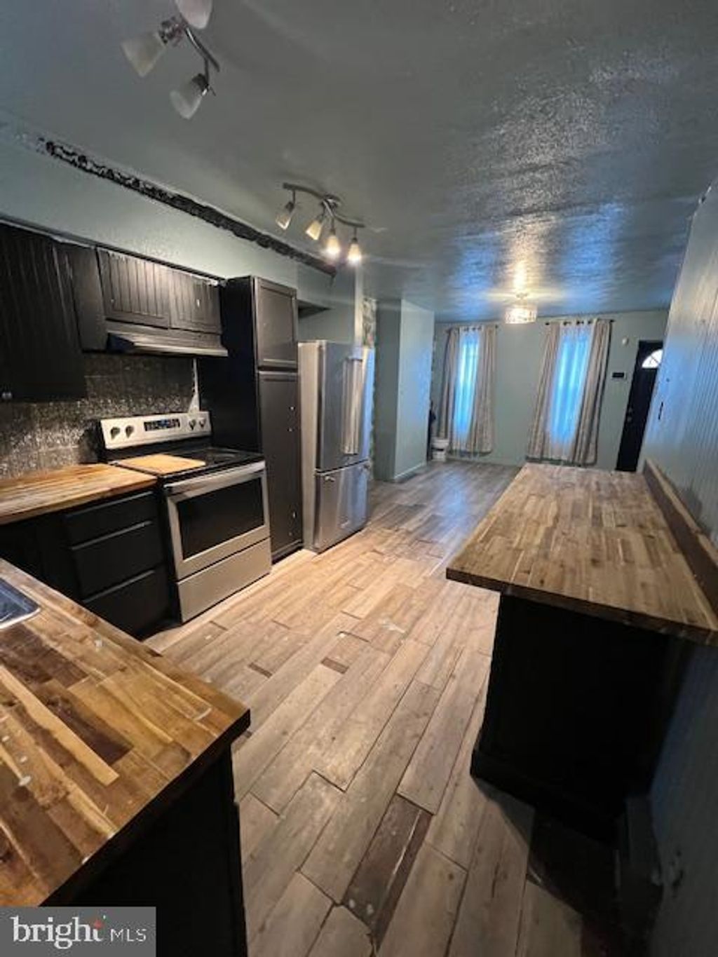 Photo of 2020 N Darien Street, PHILADELPHIA, PA 19122 (MLS # PAPH2566332)