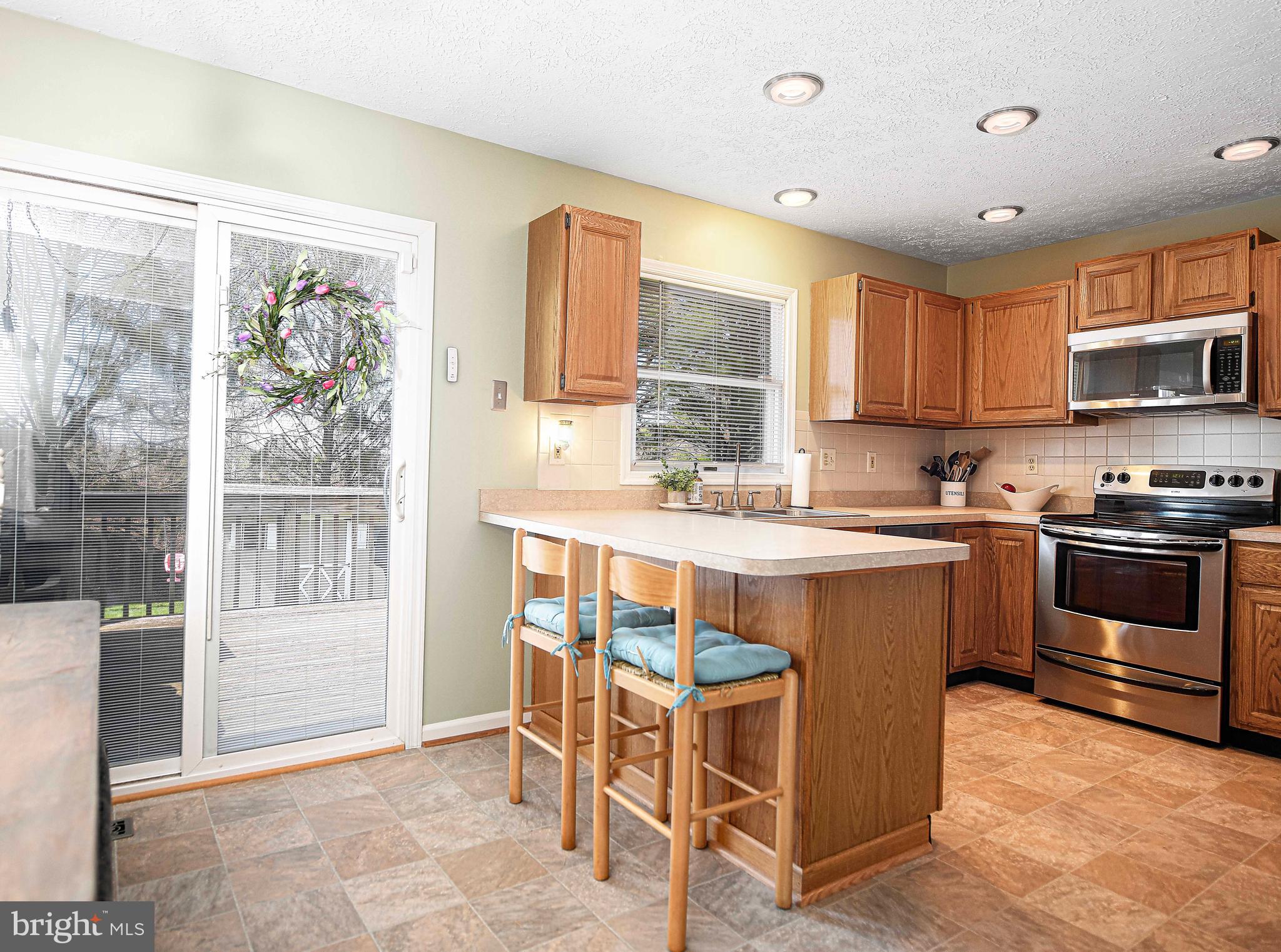 LAUREL WOODS - Residential