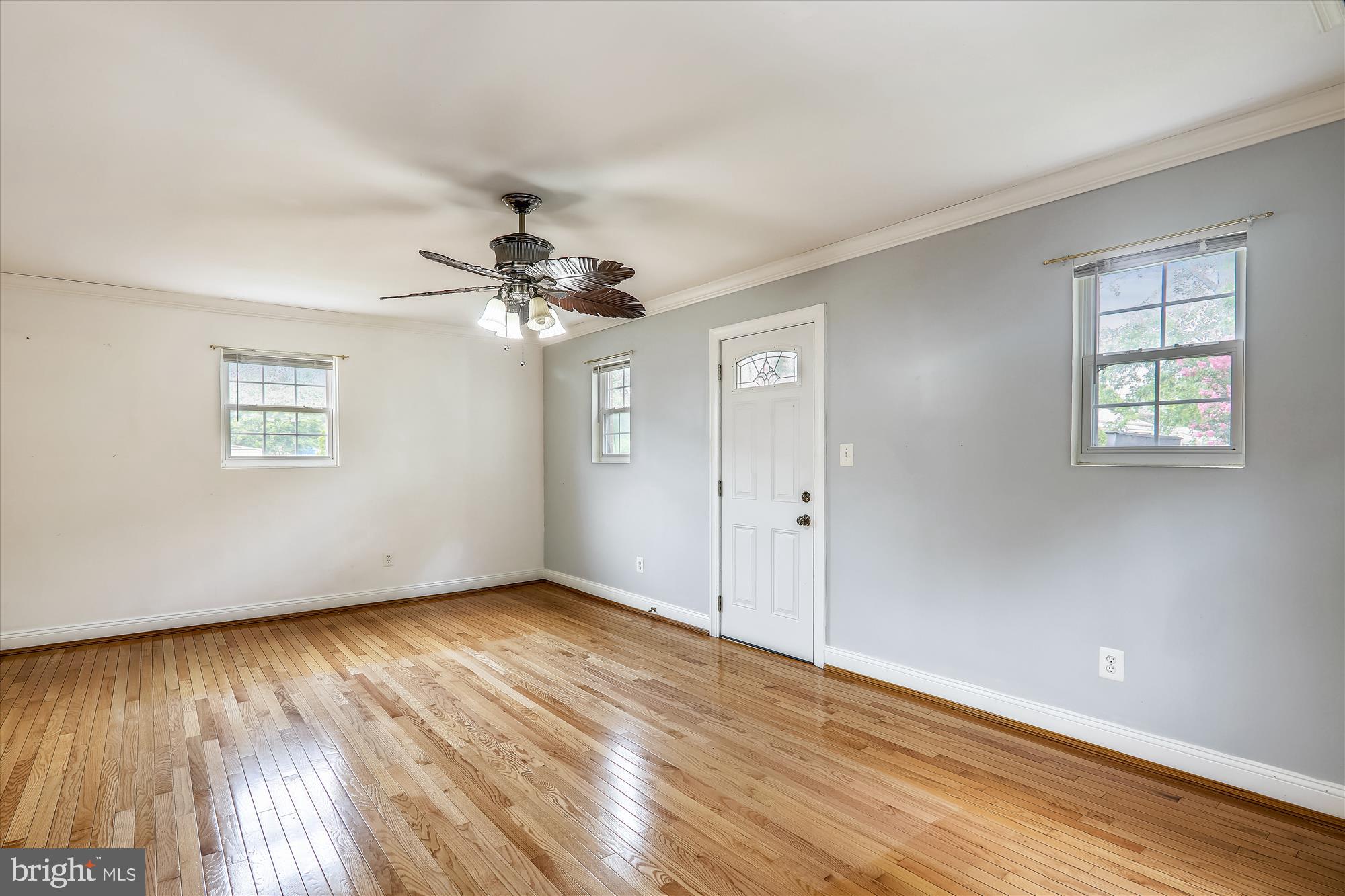 UNIVERSITY GARDENS - Residential