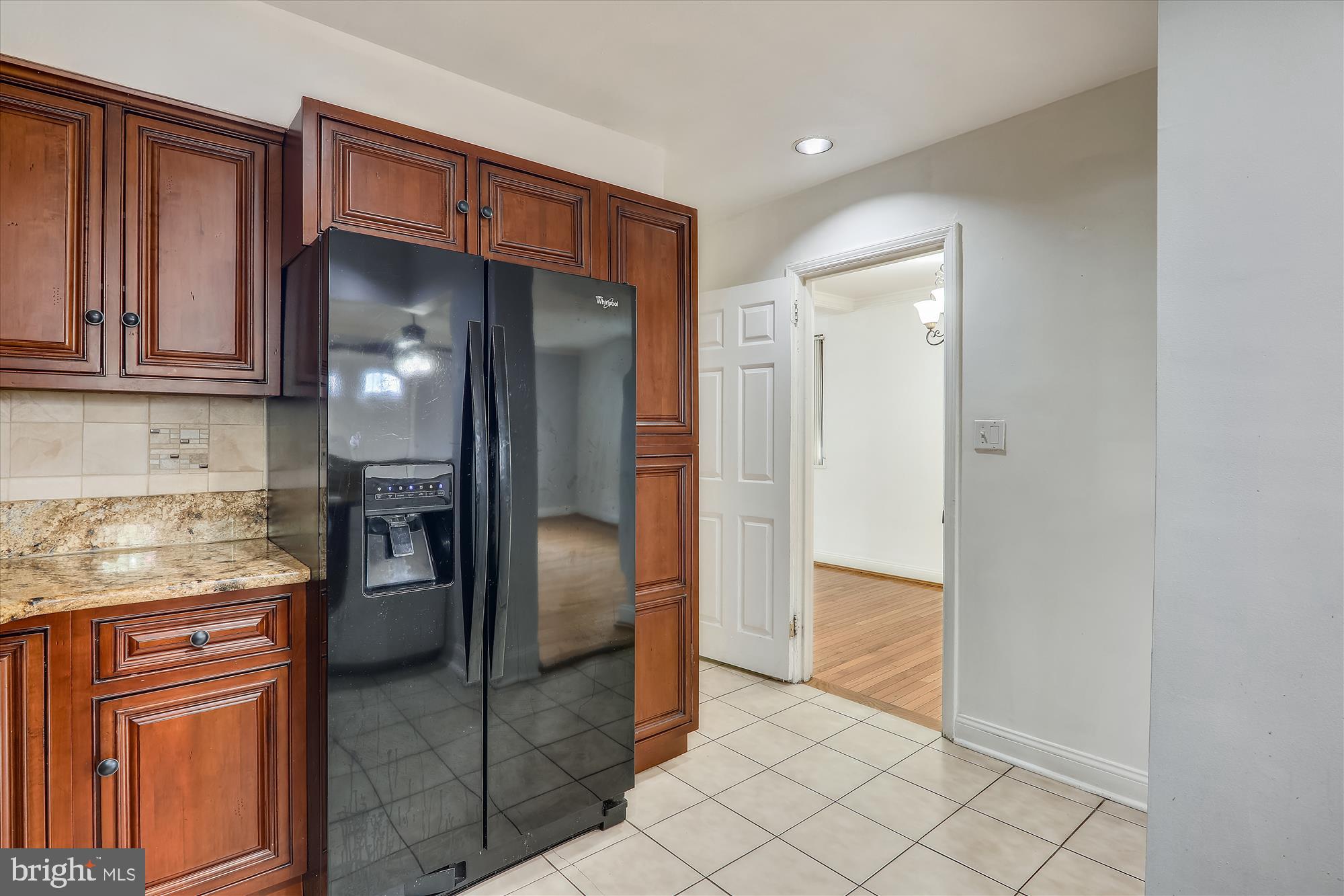 UNIVERSITY GARDENS - Residential