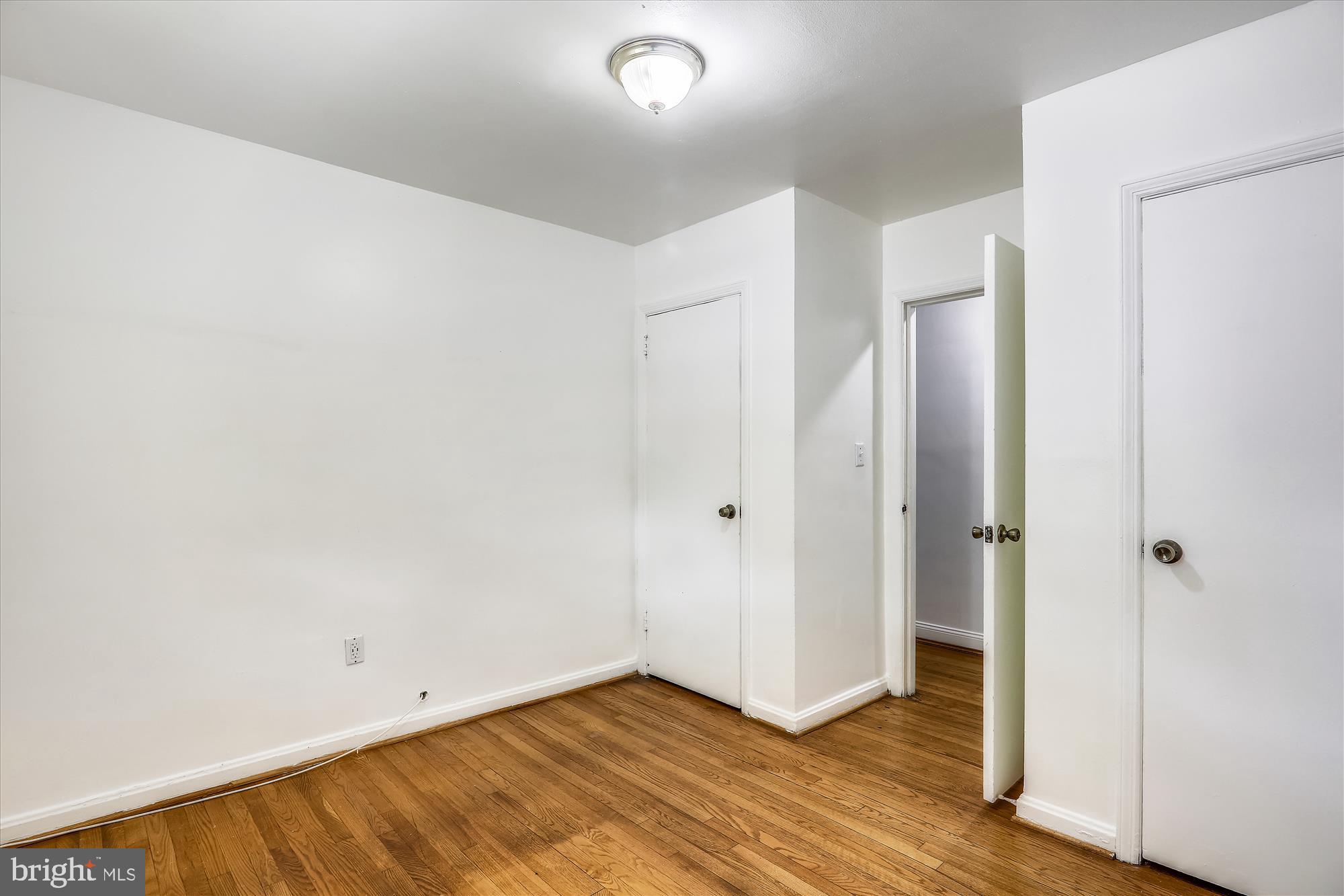 UNIVERSITY GARDENS - Residential