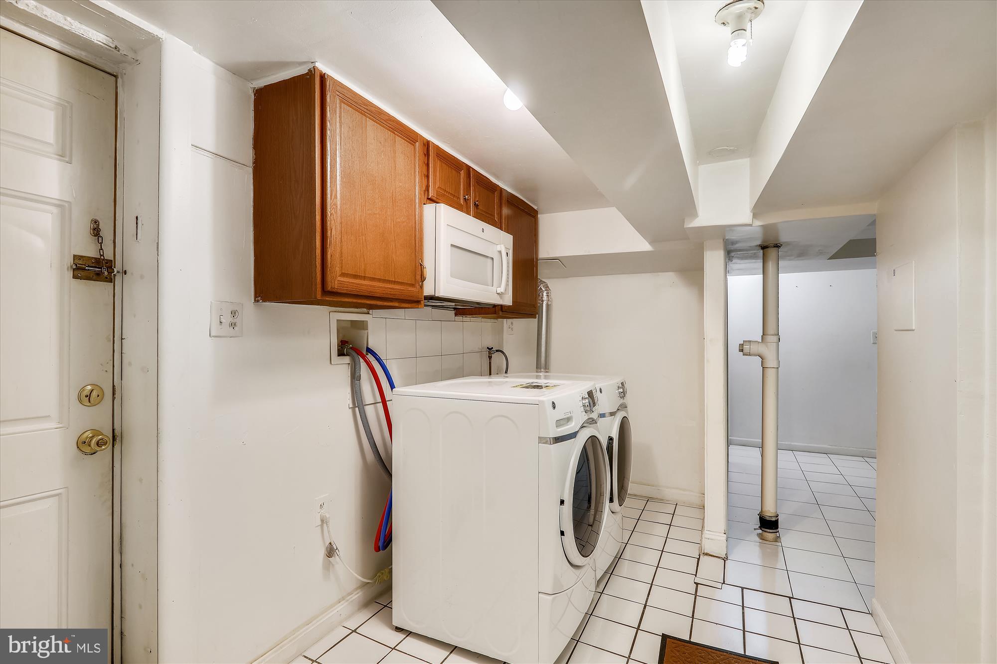 UNIVERSITY GARDENS - Residential