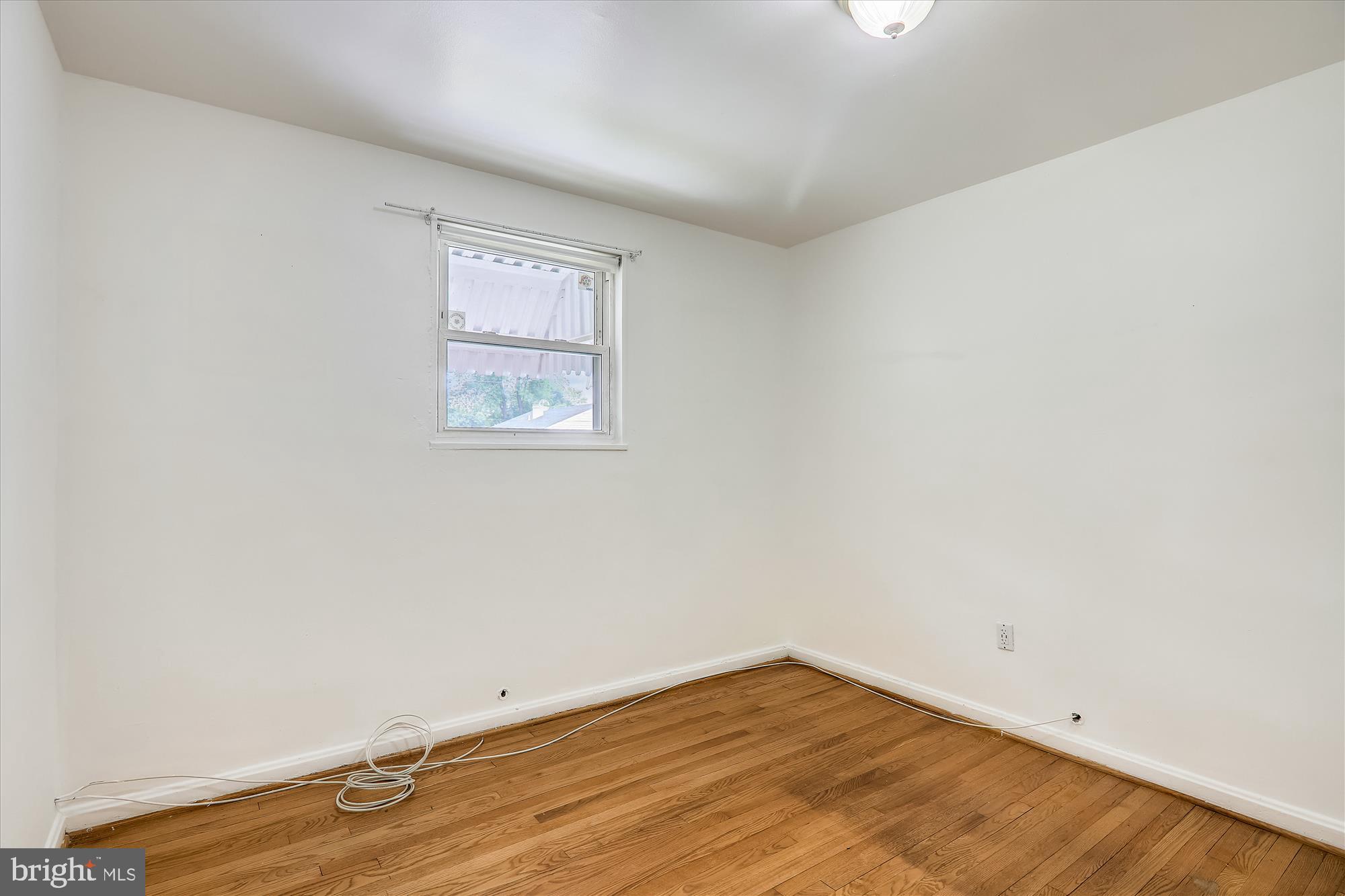 UNIVERSITY GARDENS - Residential