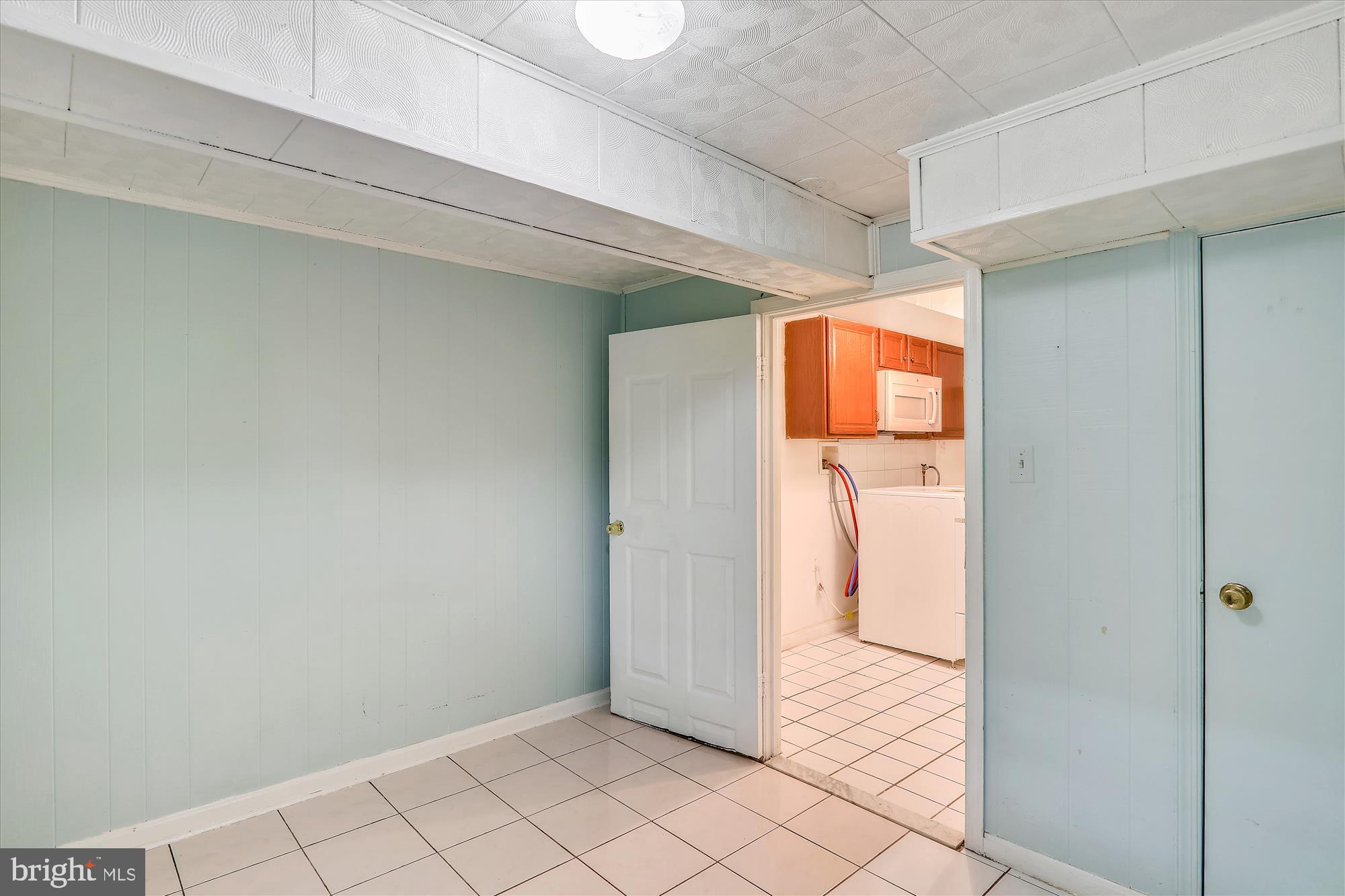 UNIVERSITY GARDENS - Residential