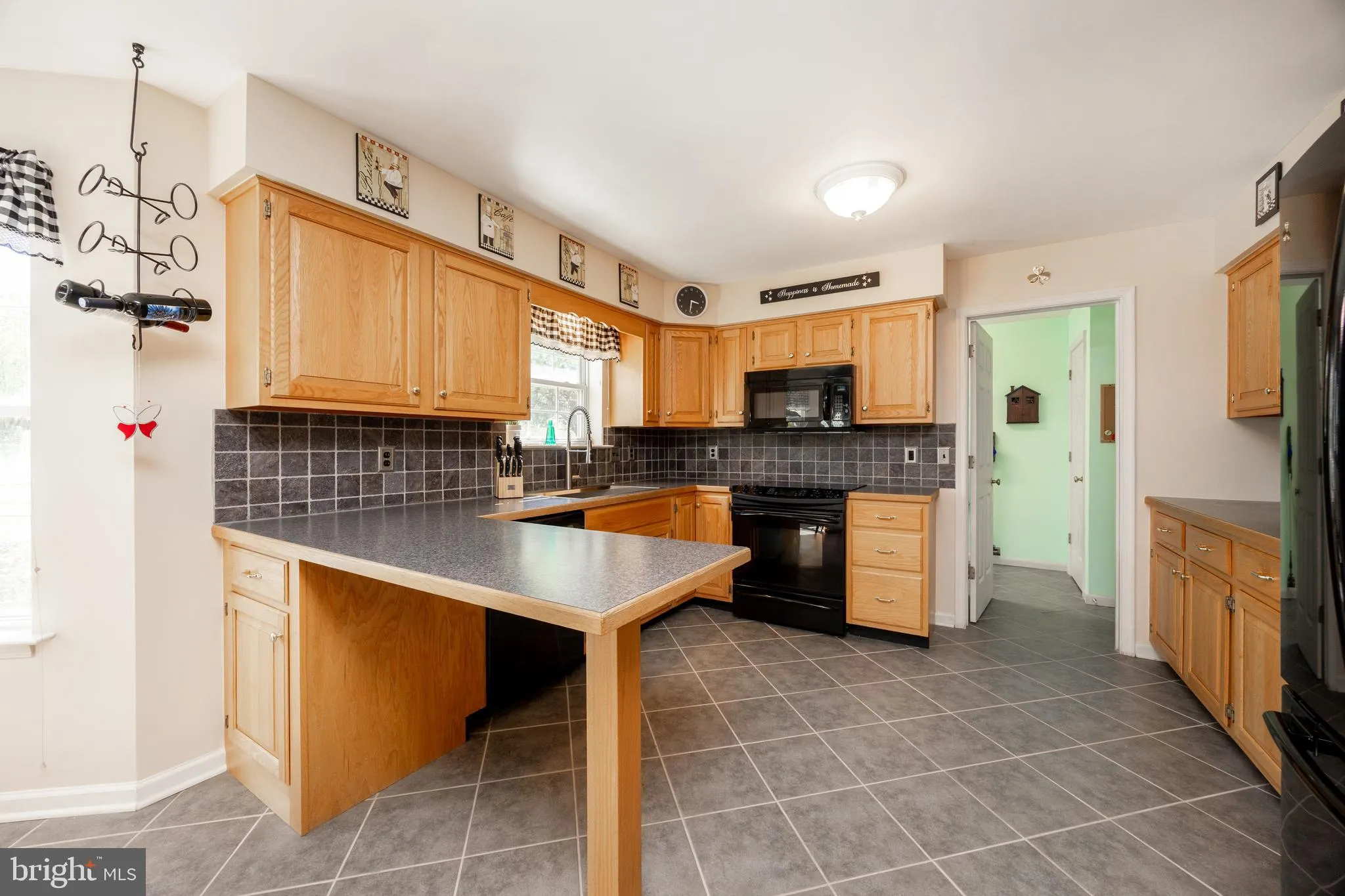 Harleysville, Pennsylvania 19438, United States, 4 Bedrooms Bedrooms, ,3 BathroomsBathrooms,Residential,Active,110174