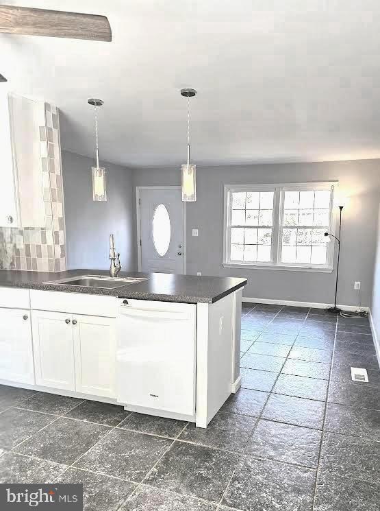 ACADEMY ACRES - Residential Lease